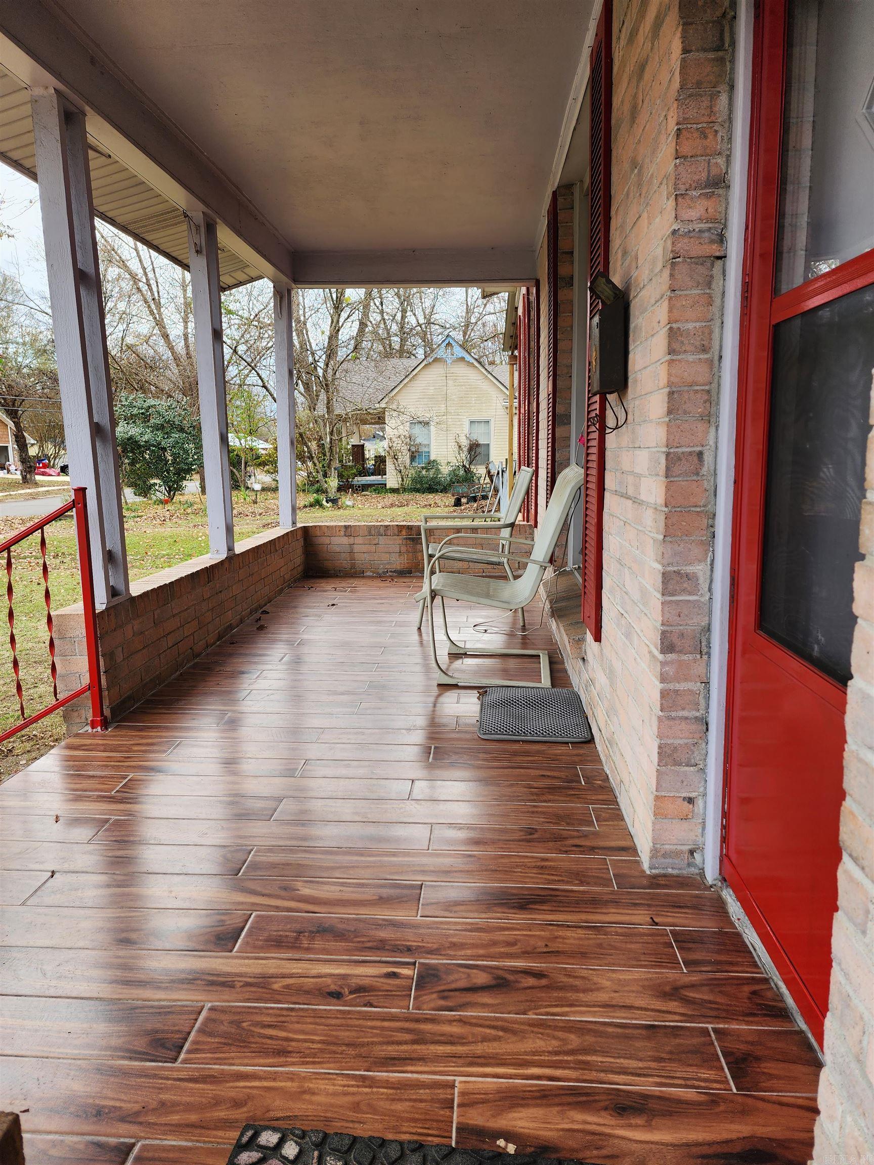 402 S 2Nd Street Dardanelle, AR 72834