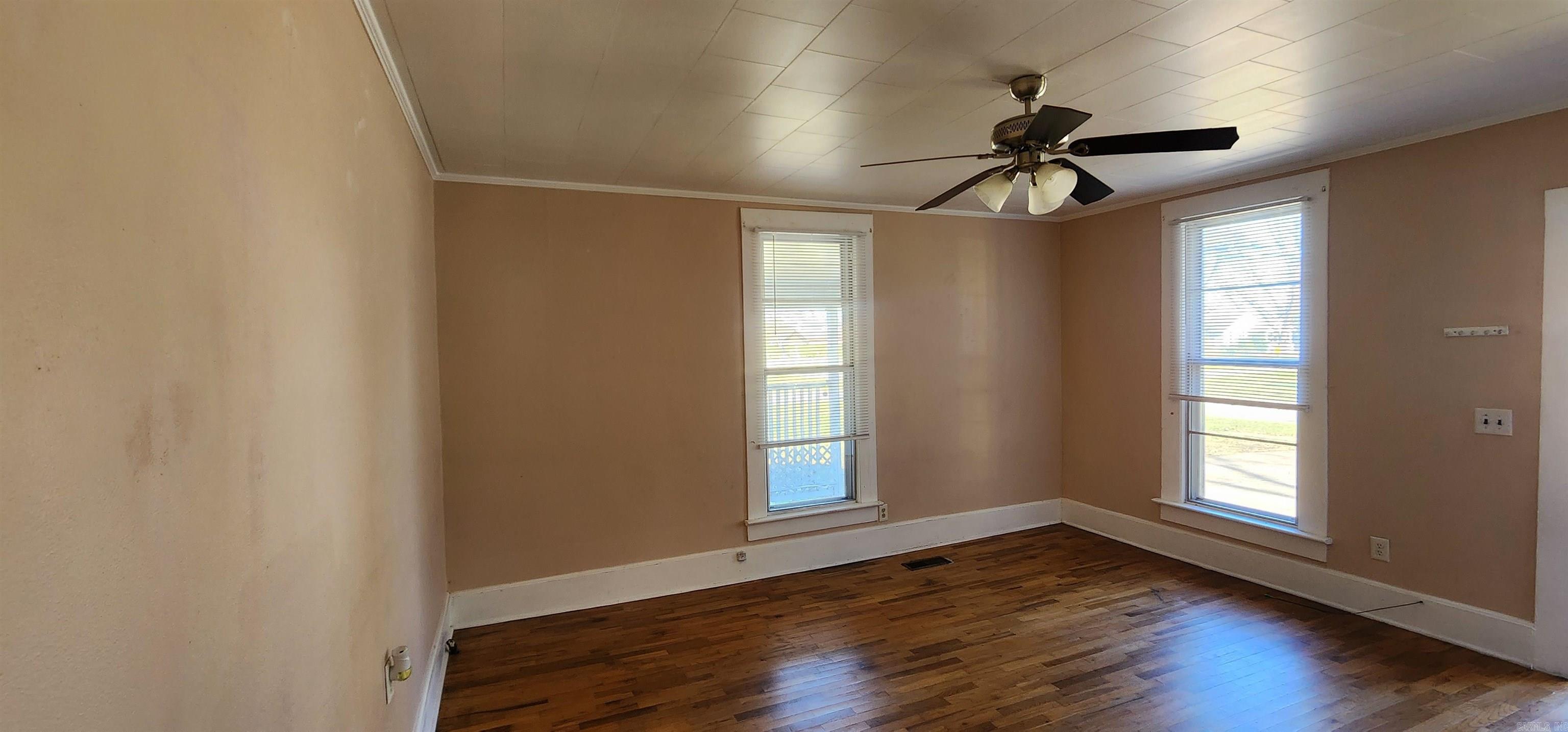 402 S 2Nd Street Dardanelle, AR 72834