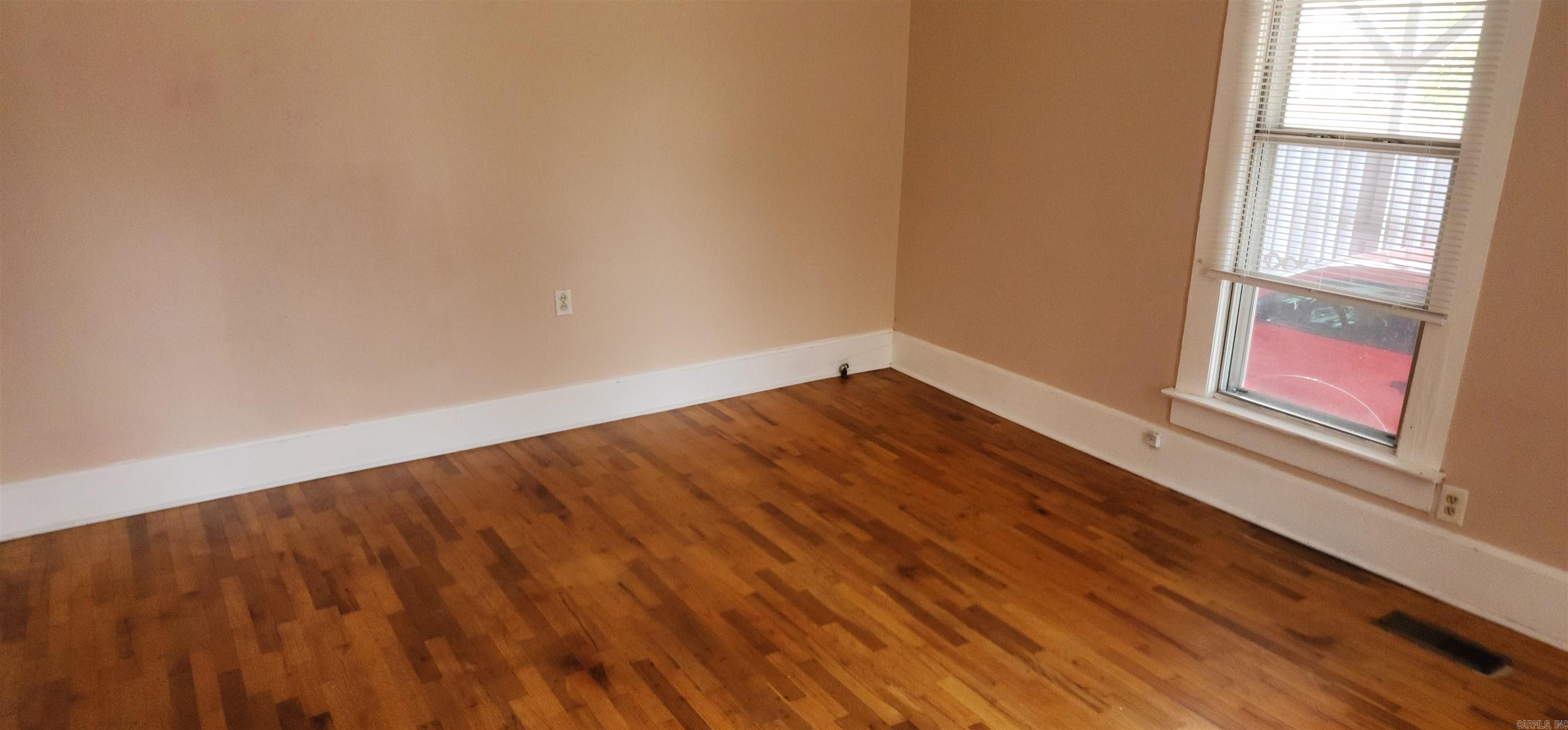 402 S 2Nd Street Dardanelle, AR 72834