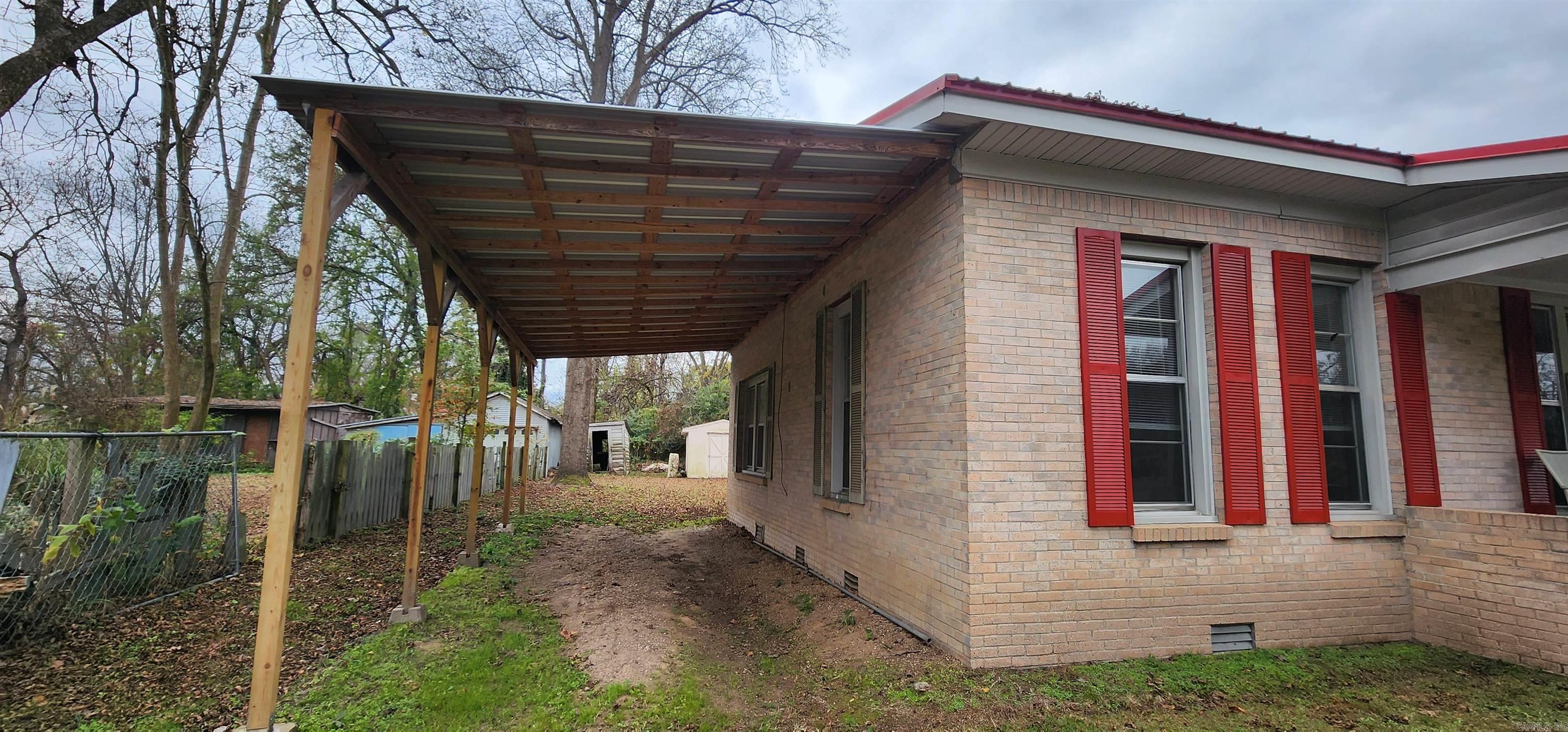 402 S 2Nd Street Dardanelle, AR 72834