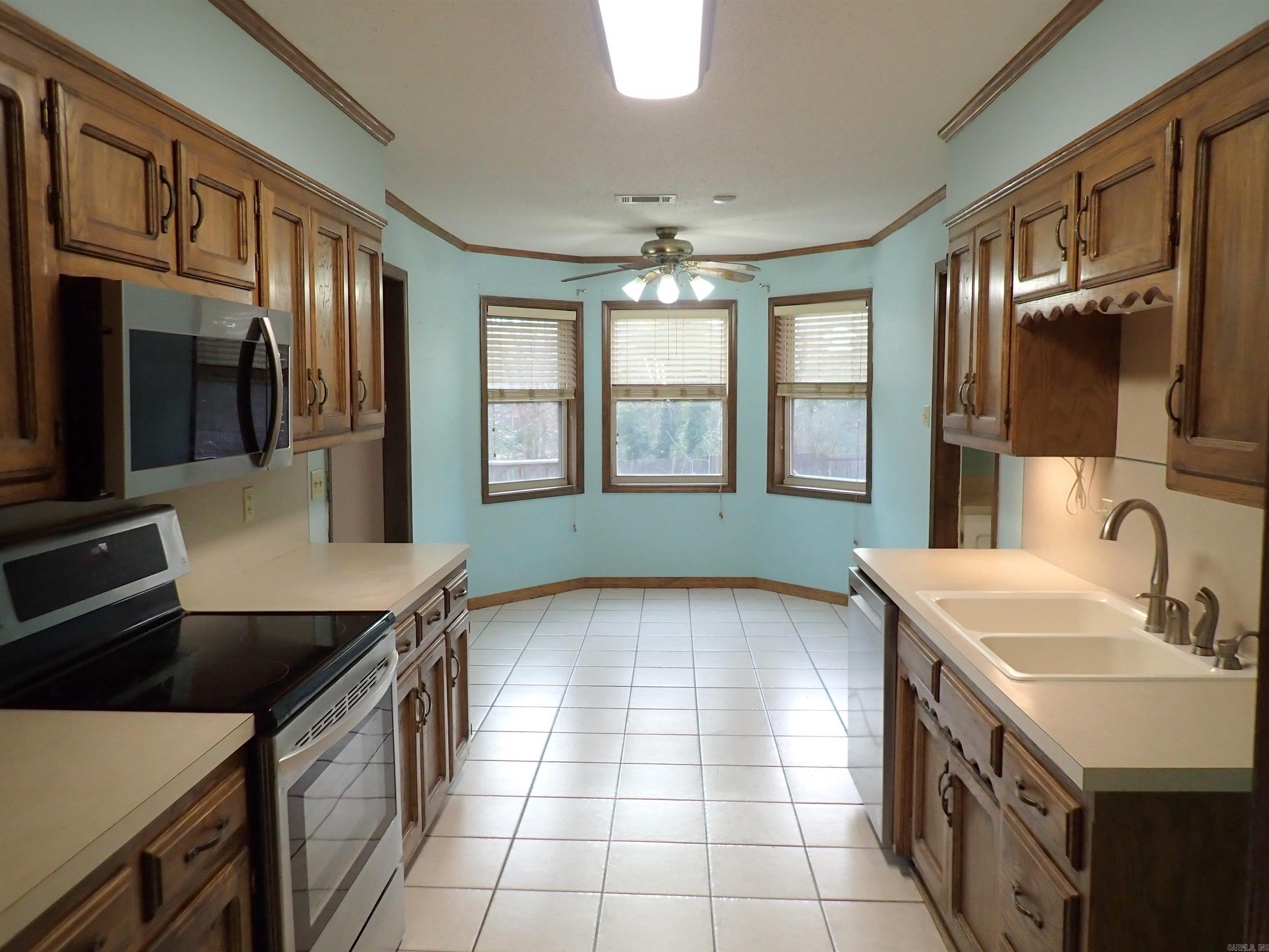 9 Lexington Circle Arkadelphia, AR 71923-7032