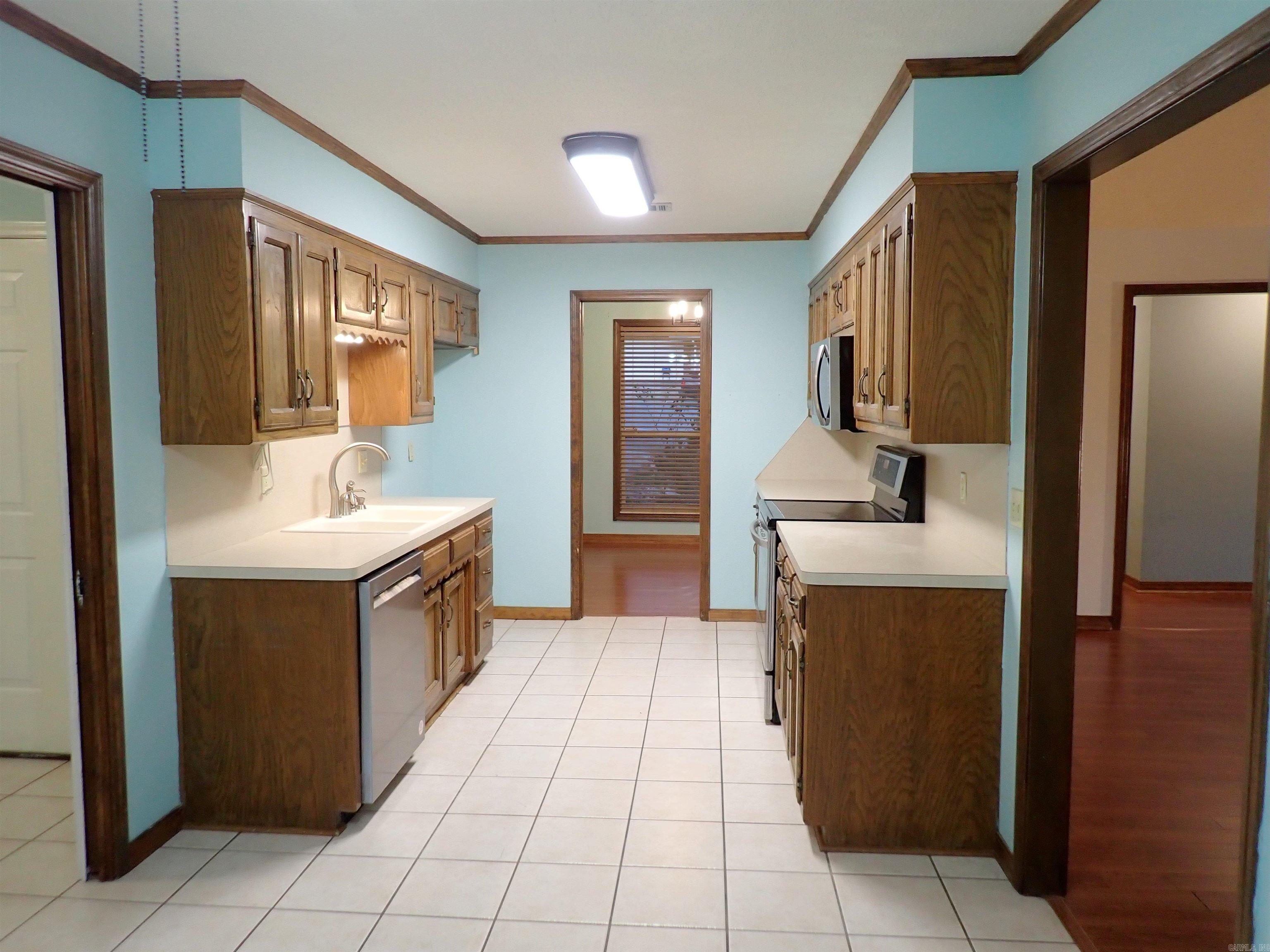 9 Lexington Circle Arkadelphia, AR 71923-7032