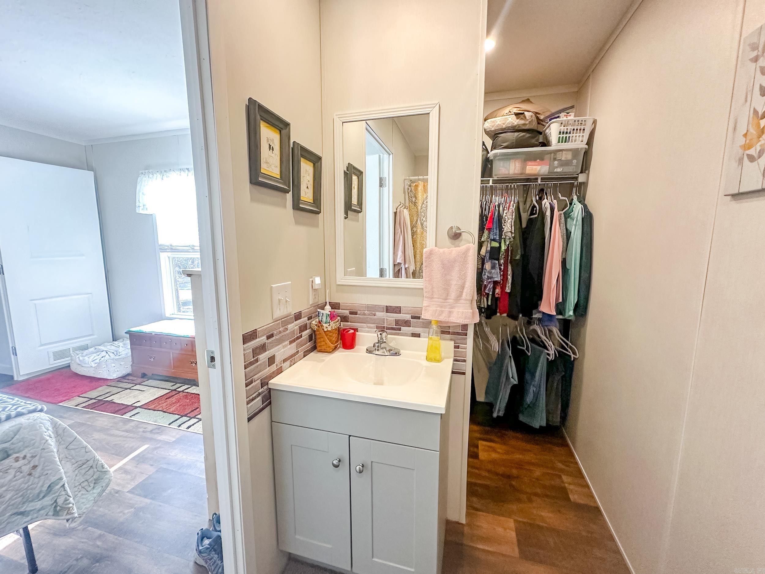 190 Waggoner  Norman, AR