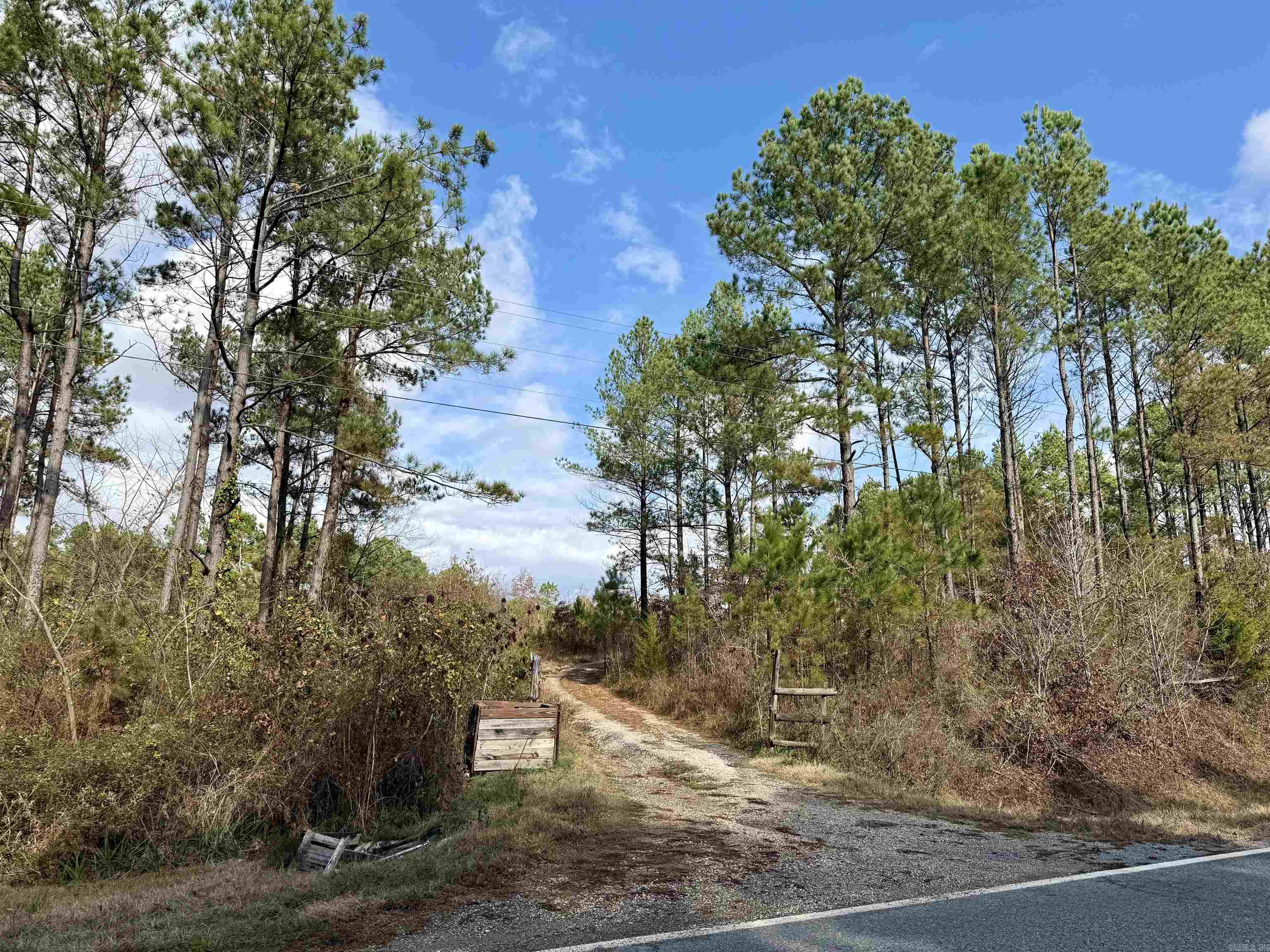 2470 Highway 84  Amity, AR