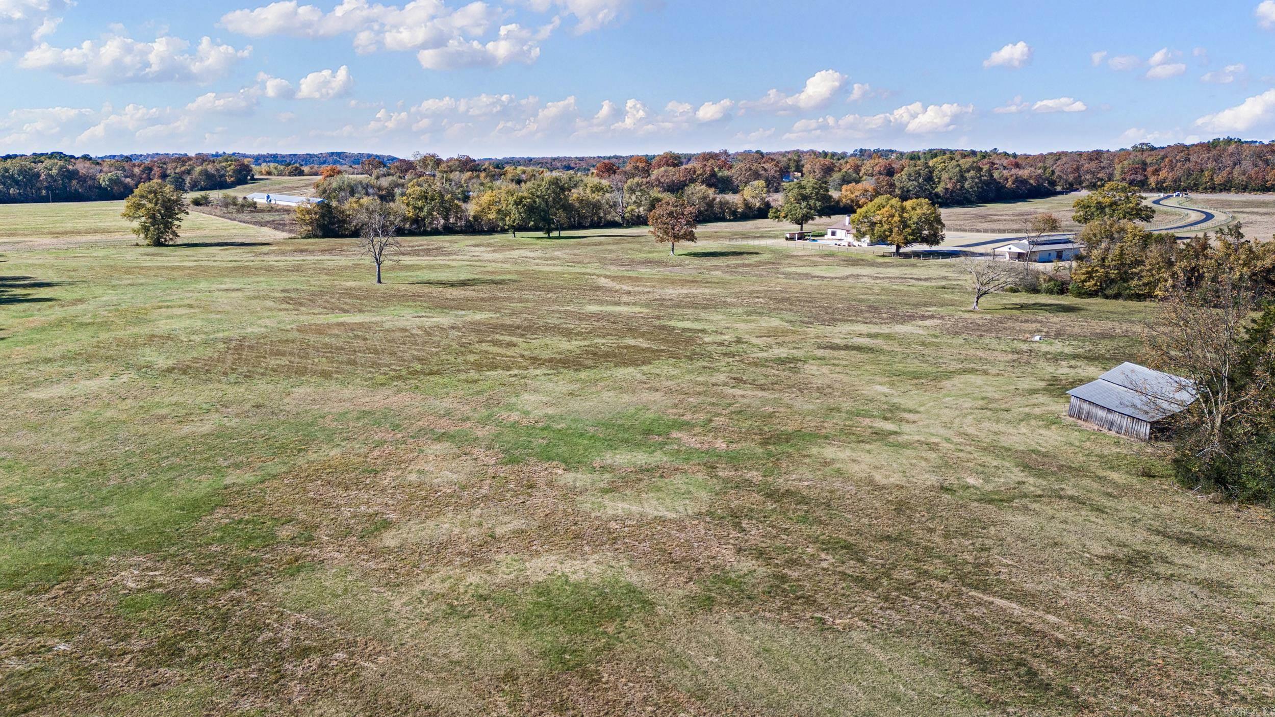 2365 W Gum Log  Russellville, AR