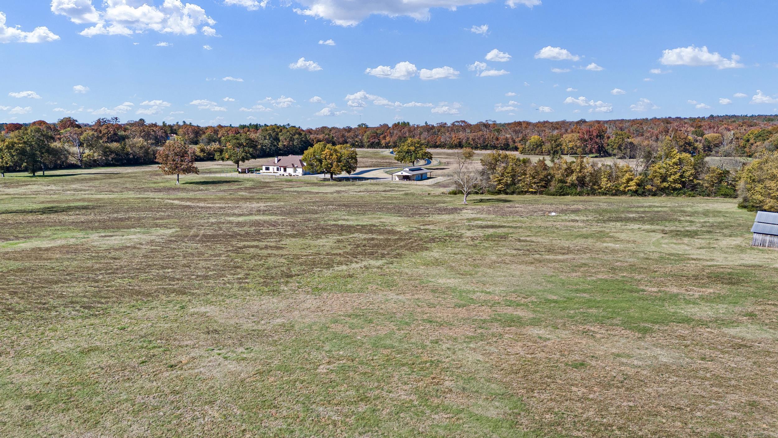 2365 W Gum Log  Russellville, AR