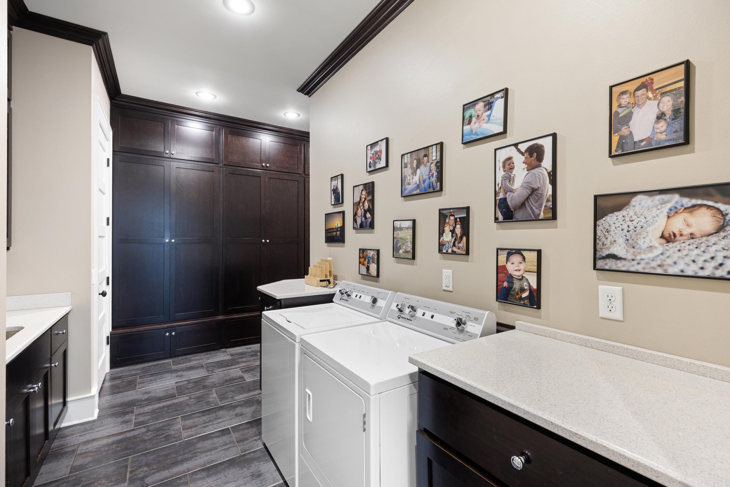 2365 W Gum Log  Russellville, AR