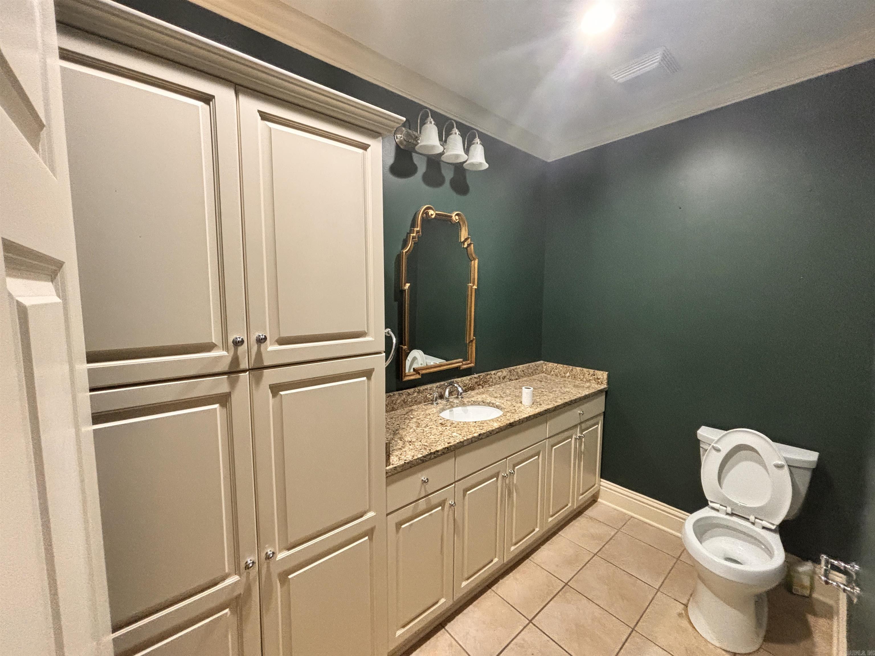 1 Overlook Circle Little Rock, AR 72207