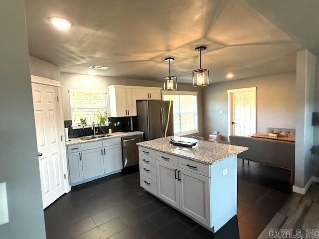 92 Reva's  Story, AR