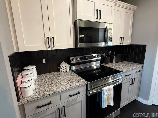 92 Reva's  Story, AR