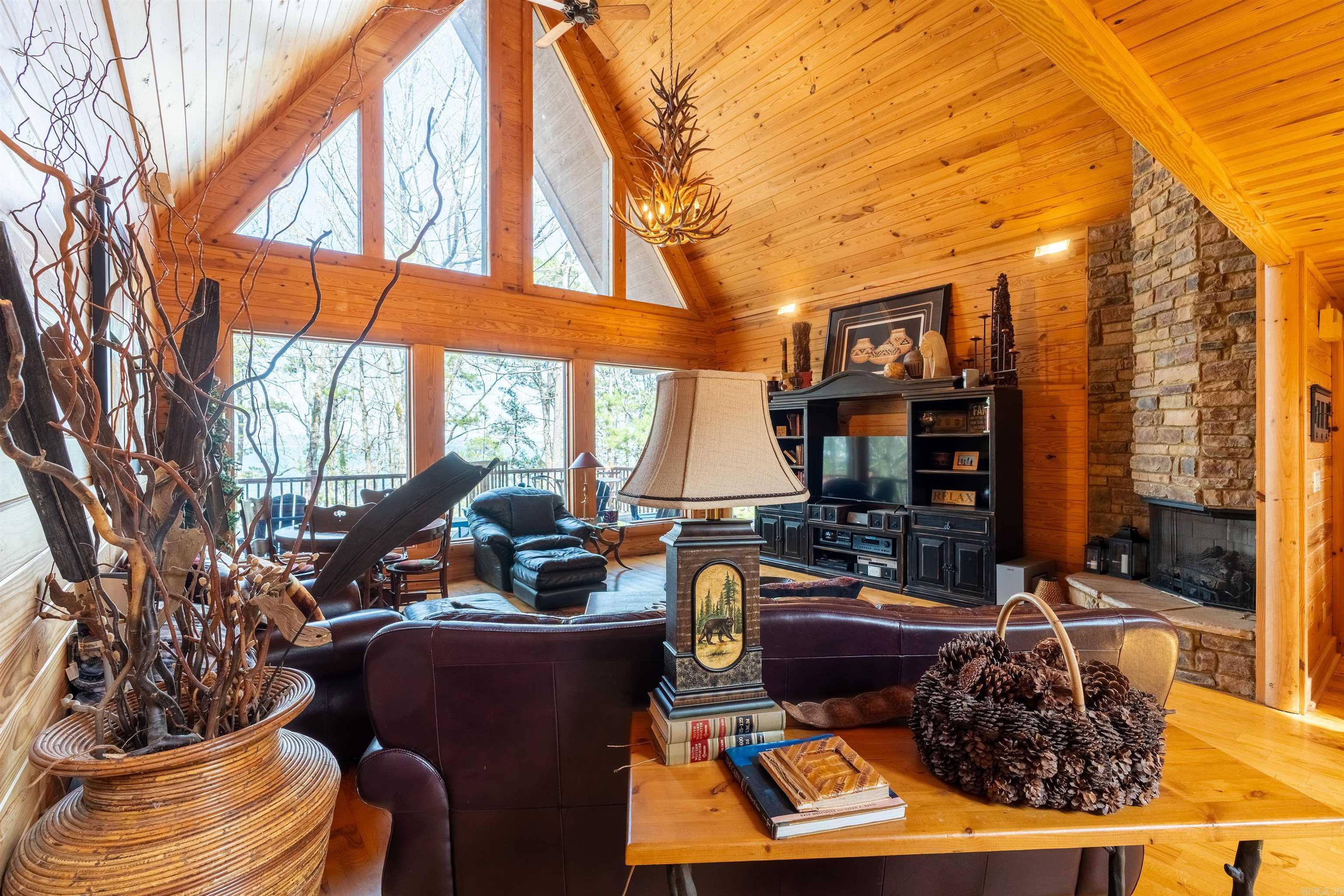 194 Lake Point Drive Quitman, AR 72131