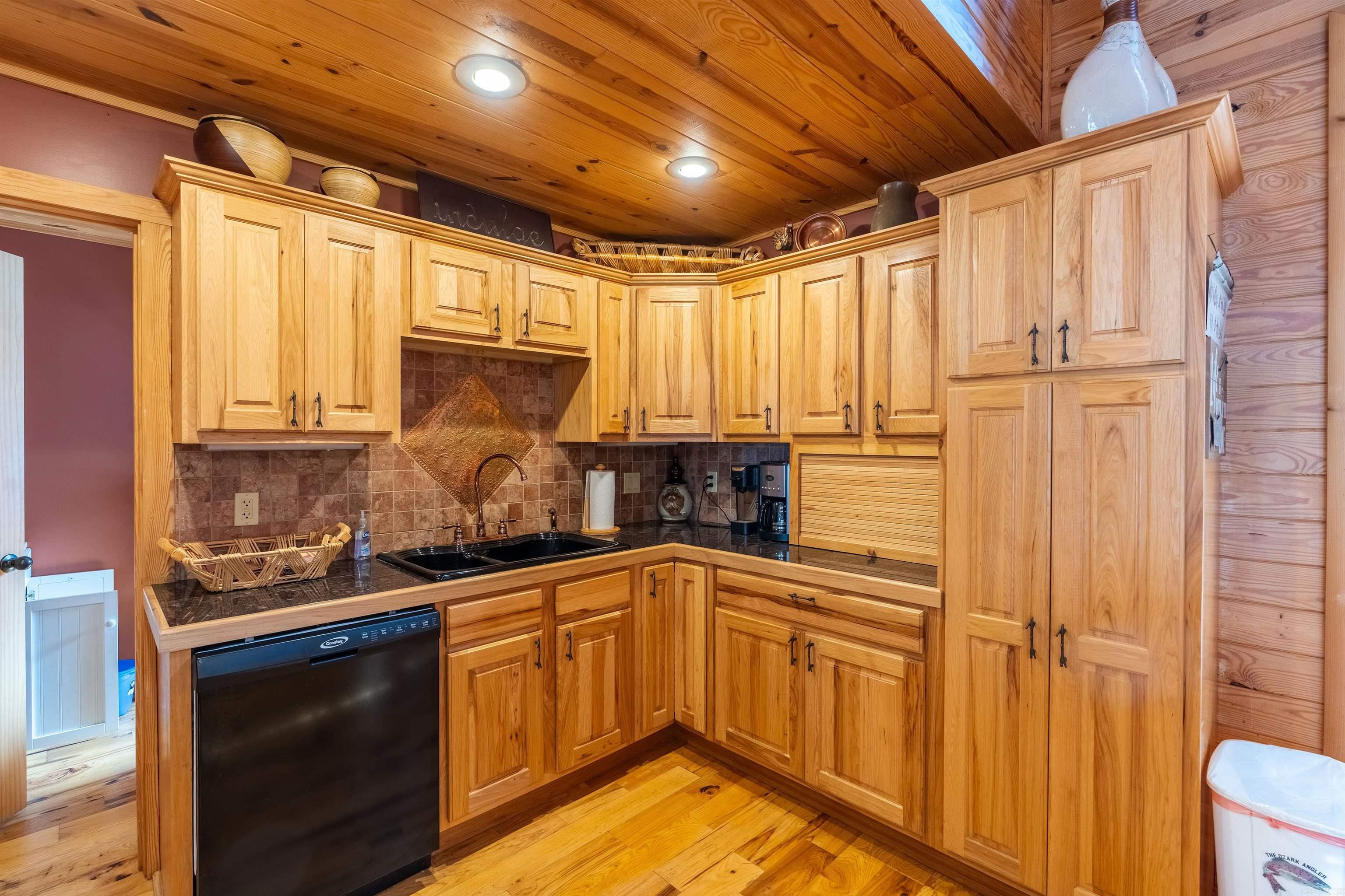194 Lake Point Drive Quitman, AR 72131