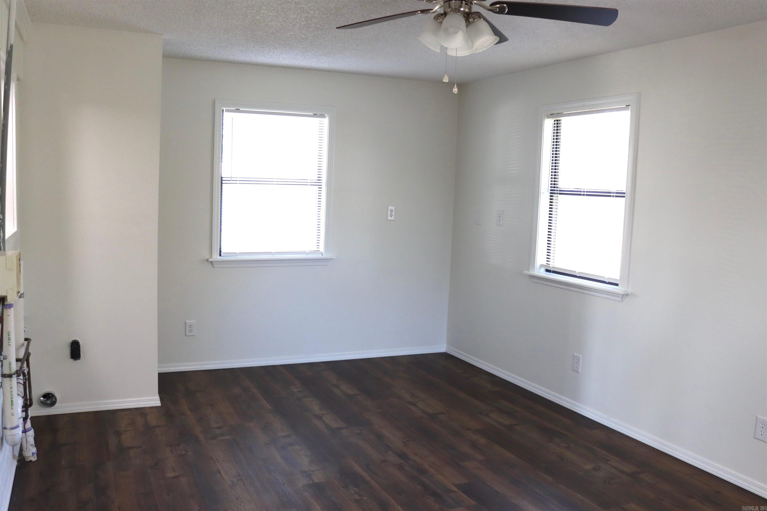 1308 W Oakland St  Clarksville, AR