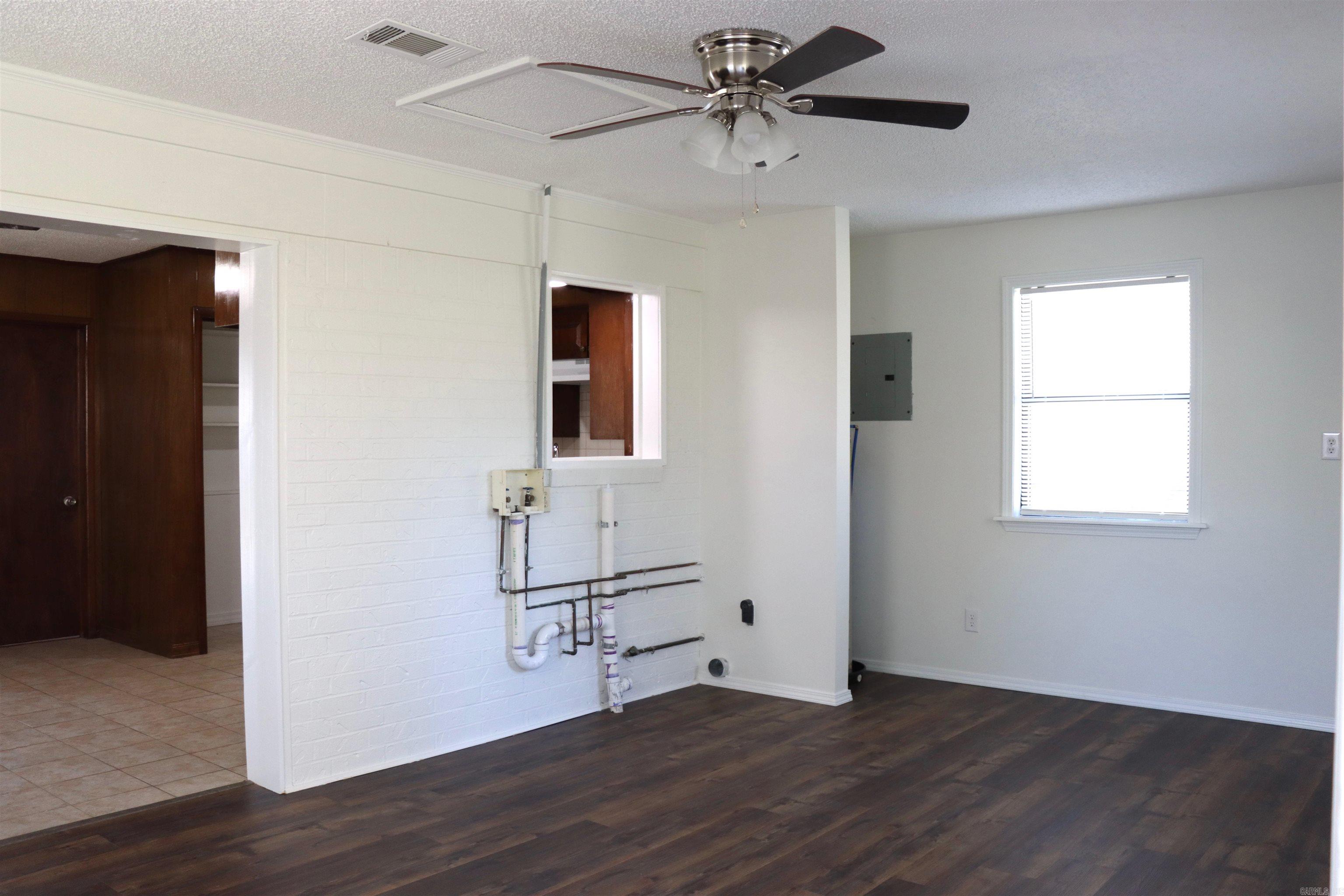 1308 W Oakland St  Clarksville, AR