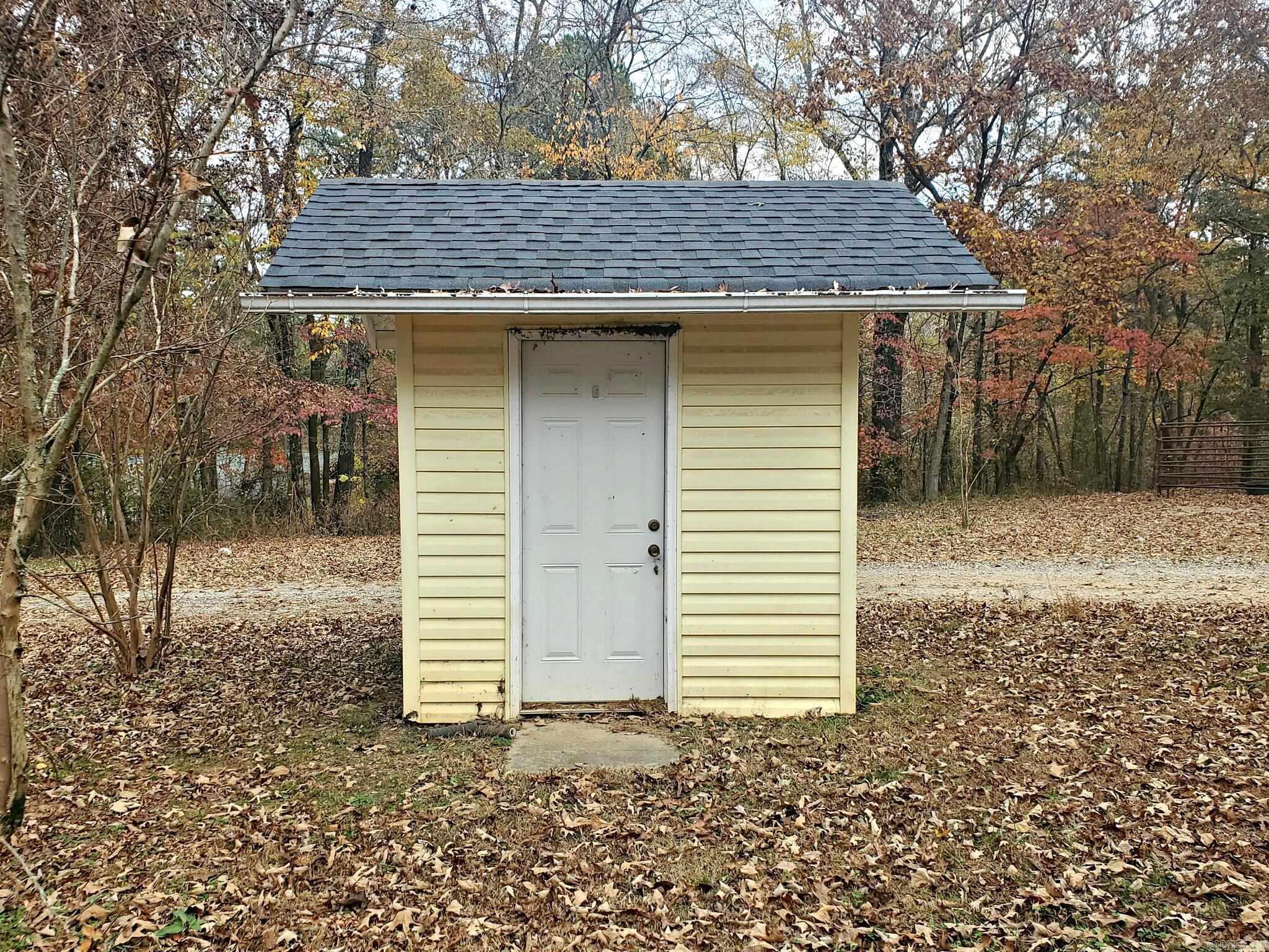 19 Bradshaw Lane Norman, AR 71960