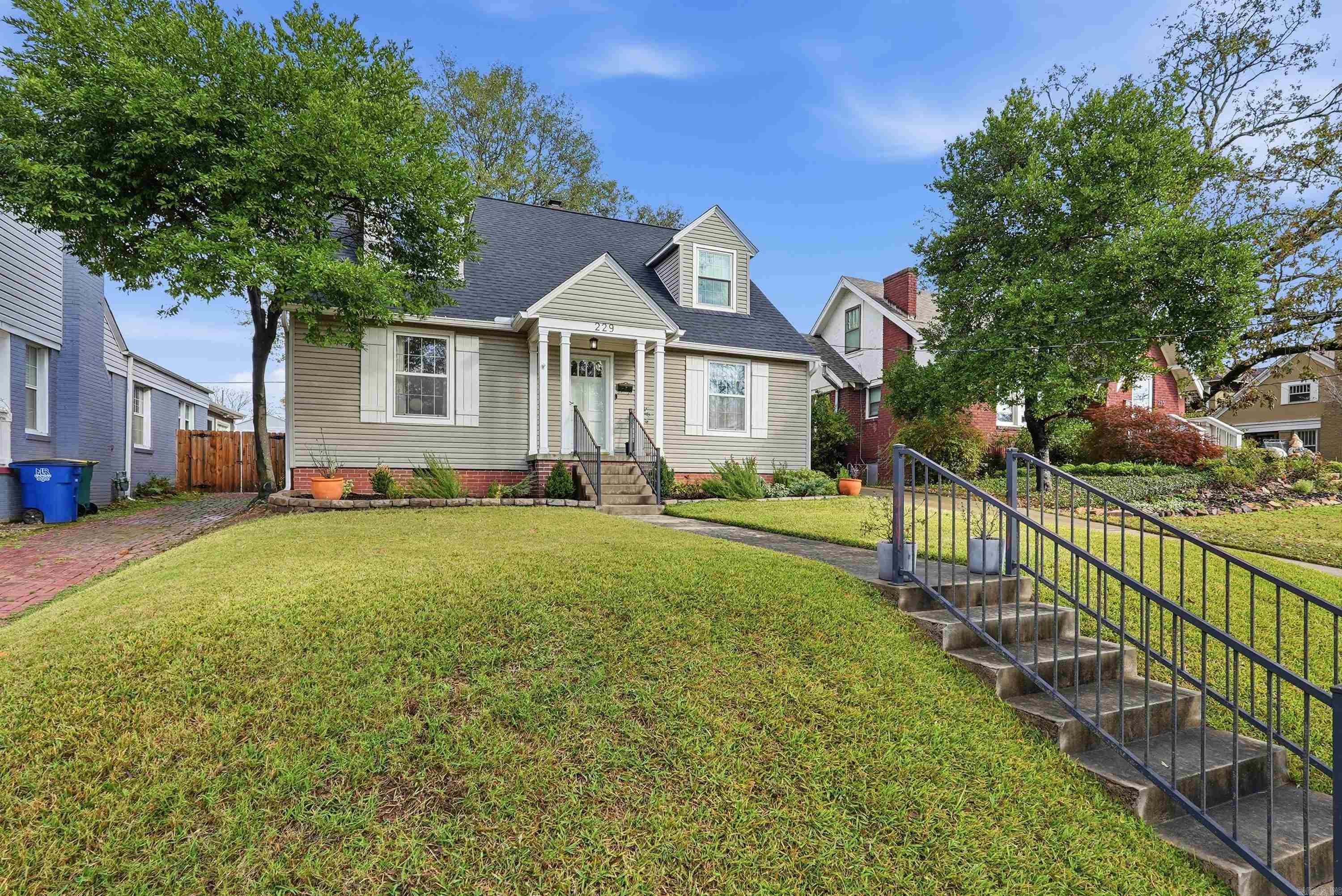 229 E B  North Little Rock, AR