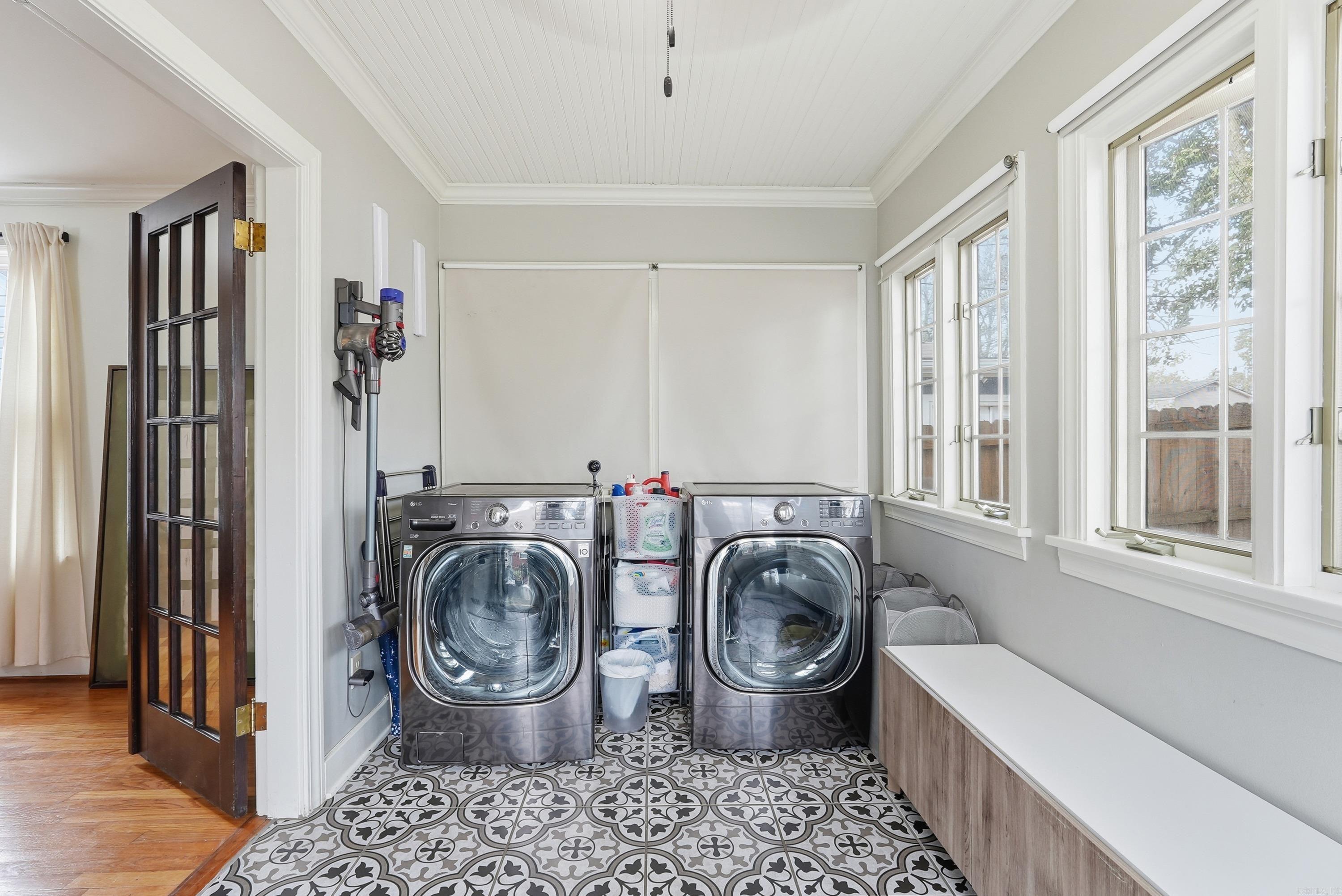 229 E B  North Little Rock, AR