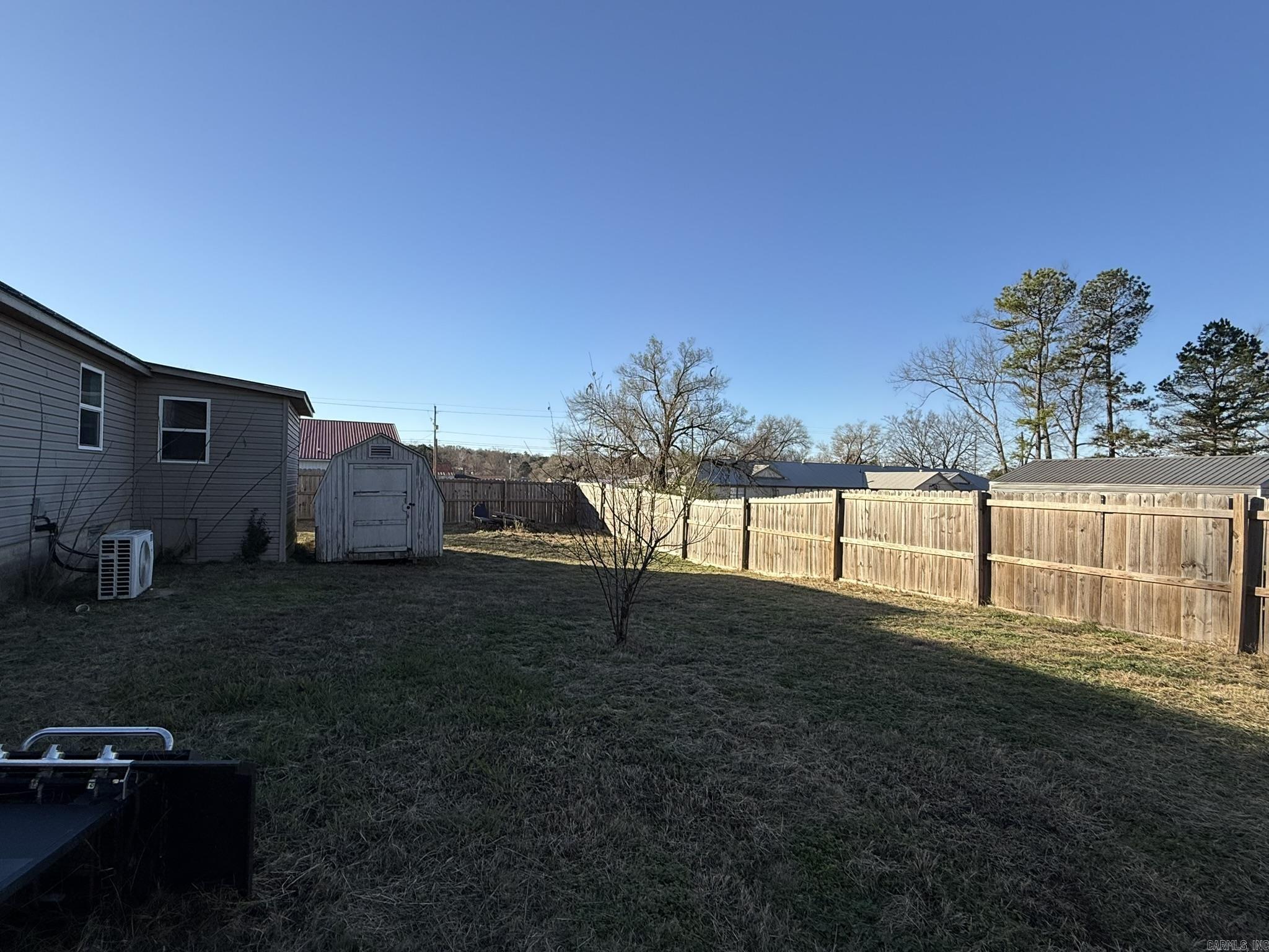 56 Pine  Melbourne, AR