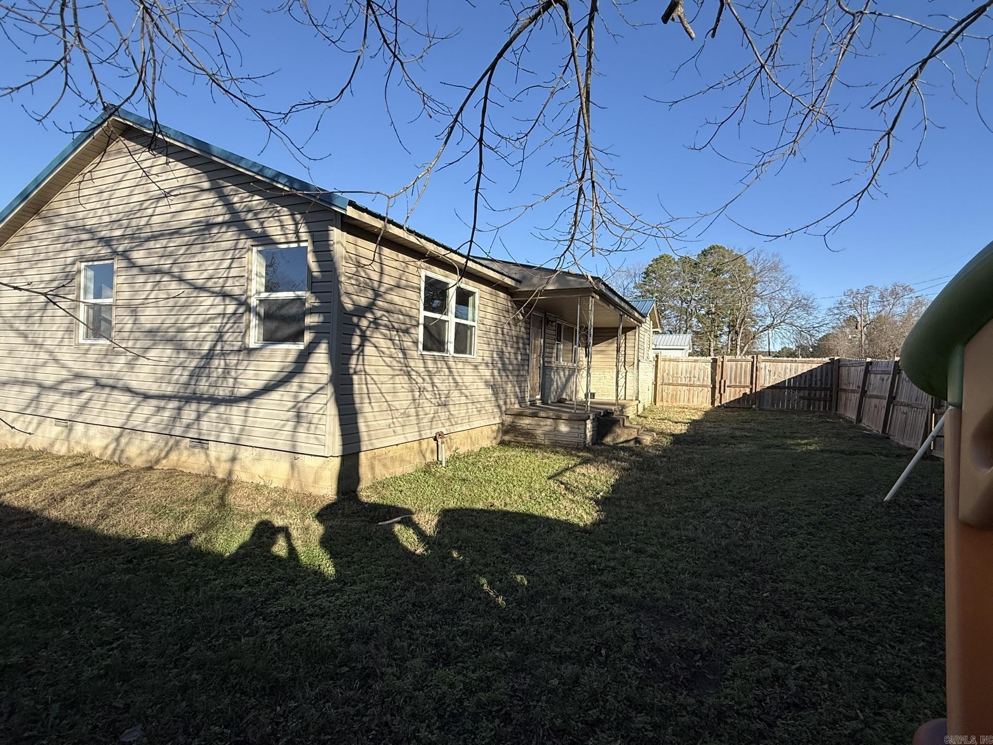 56 Pine  Melbourne, AR