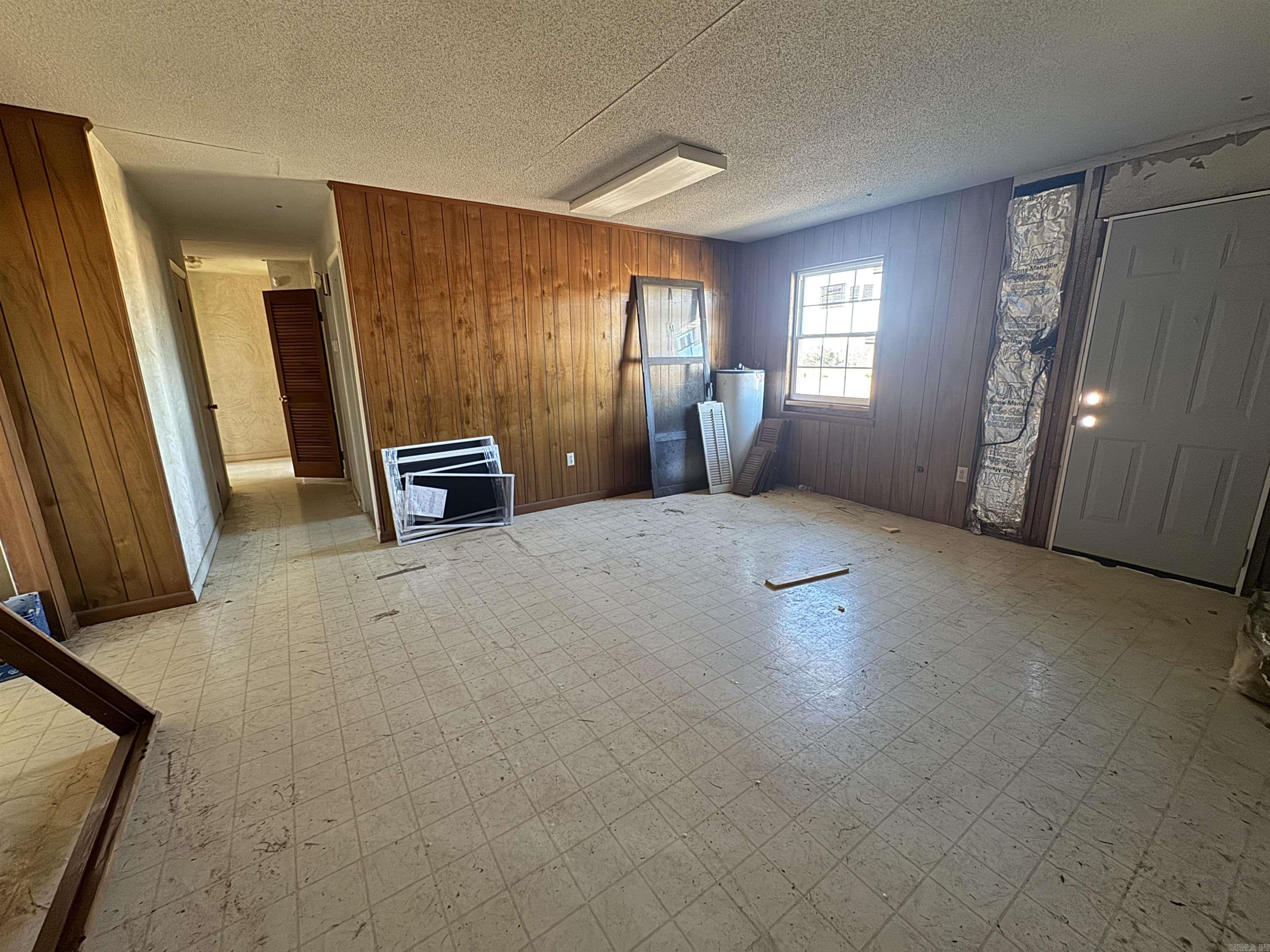 80 Spires  Damascus, AR