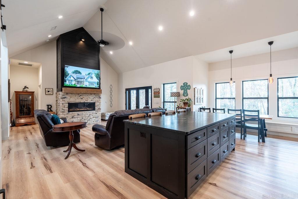 230 Island Shores  Drasco, AR