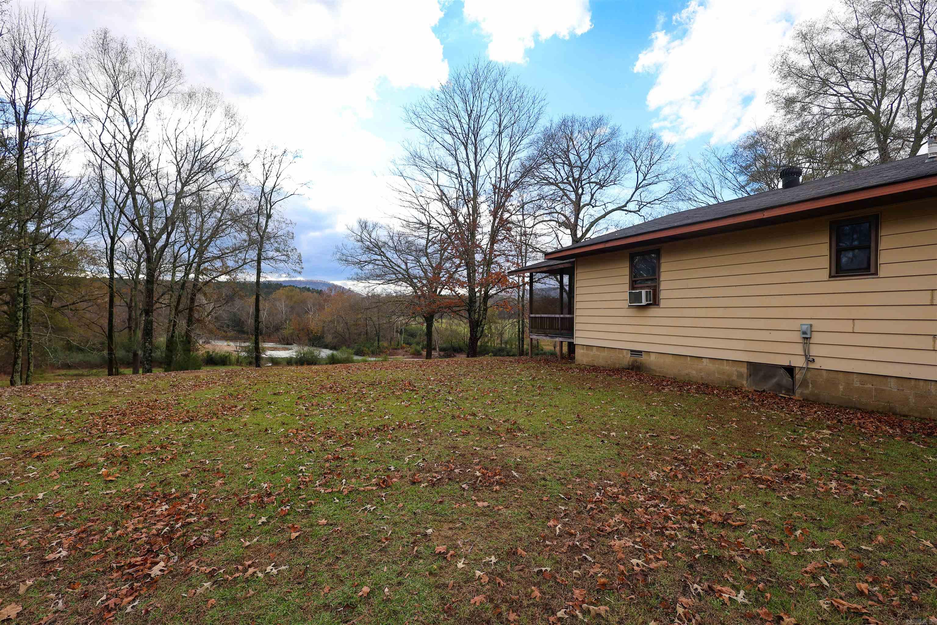 116 Loyd Cogburn  Glenwood, AR