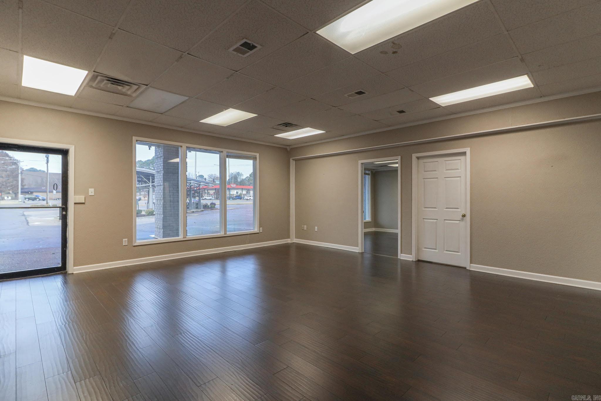 2702 S Culberhouse Suite O & P  Jonesboro, AR