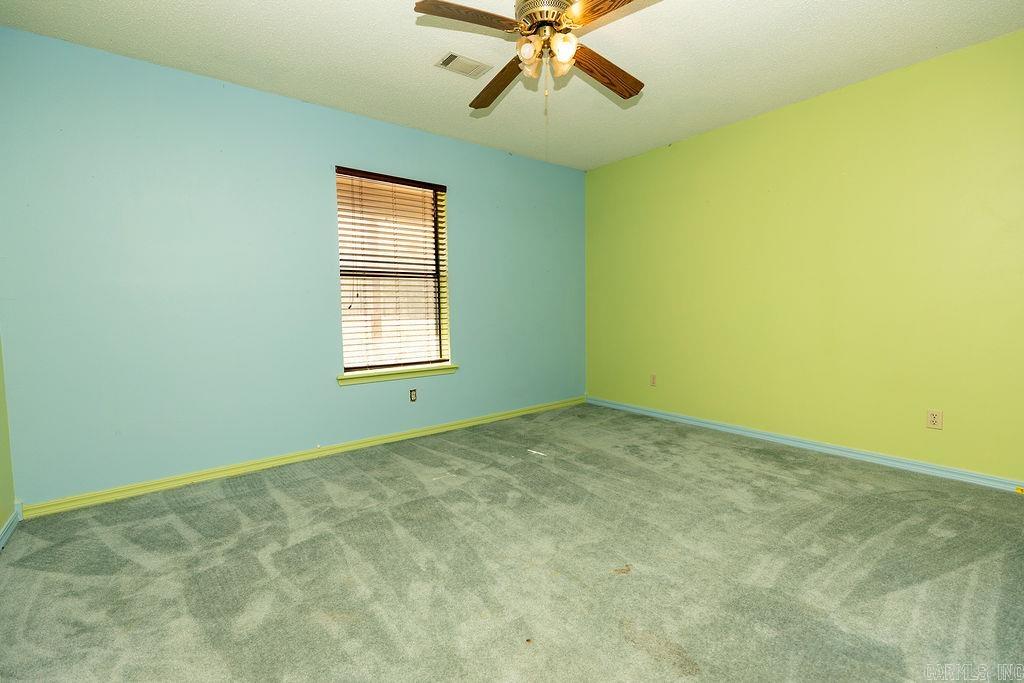 17 Oak Creek  Conway, AR