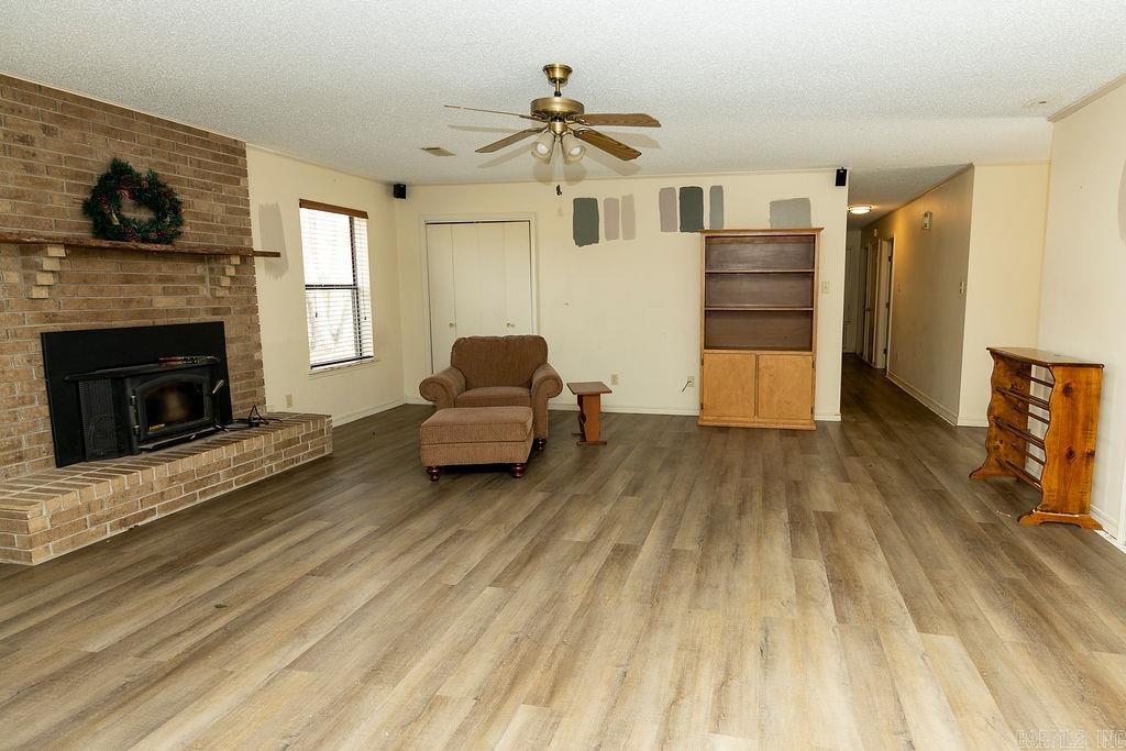 17 Oak Creek  Conway, AR