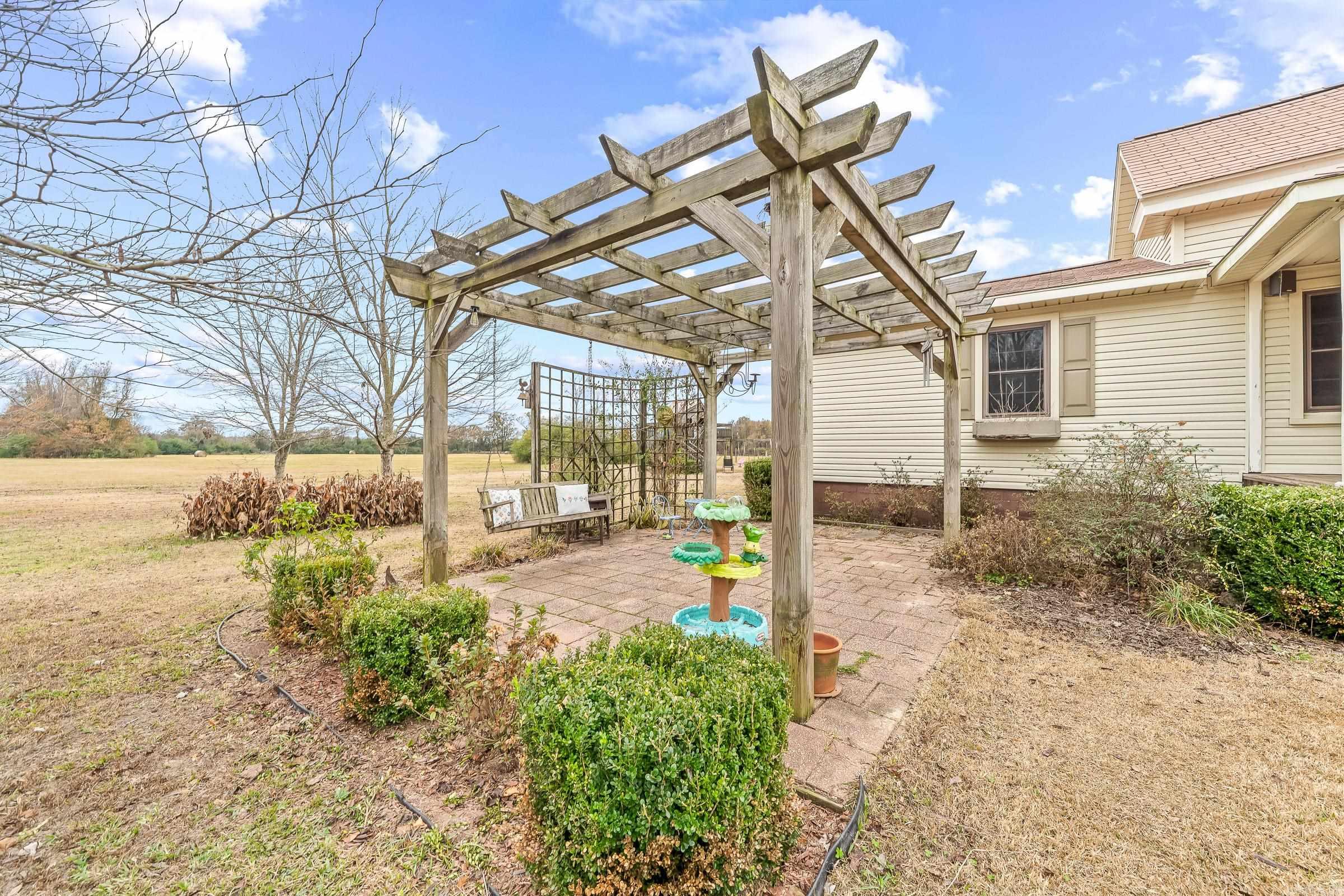 255 W Main  Lockesburg, AR