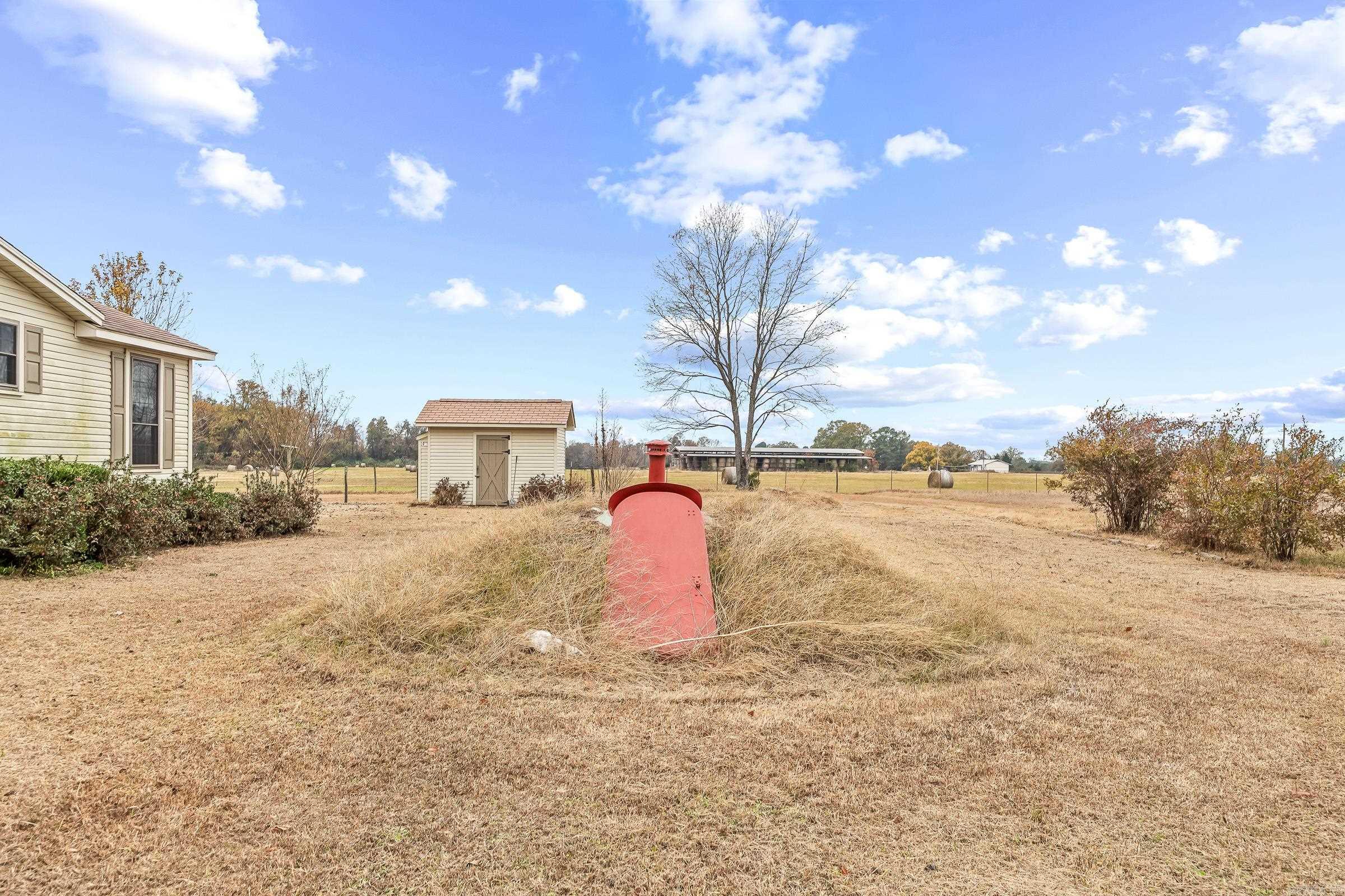 255 W Main  Lockesburg, AR