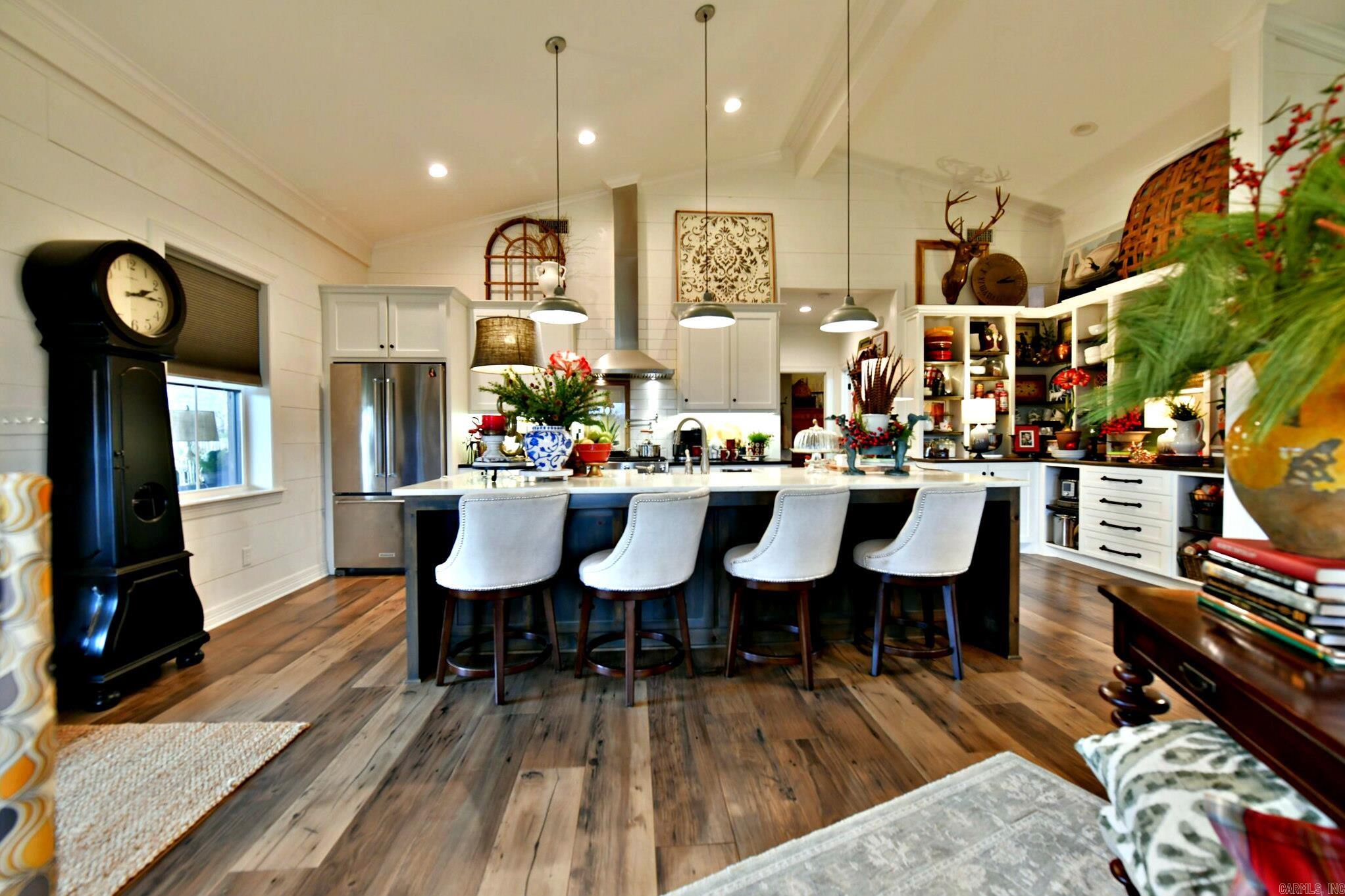 6014 Hwy 8 W  Mena, AR