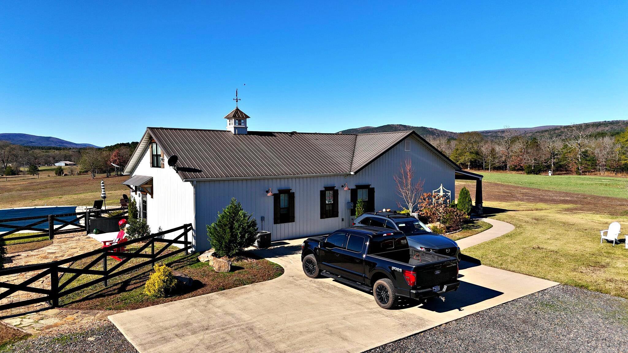 6014 Hwy 8 W  Mena, AR