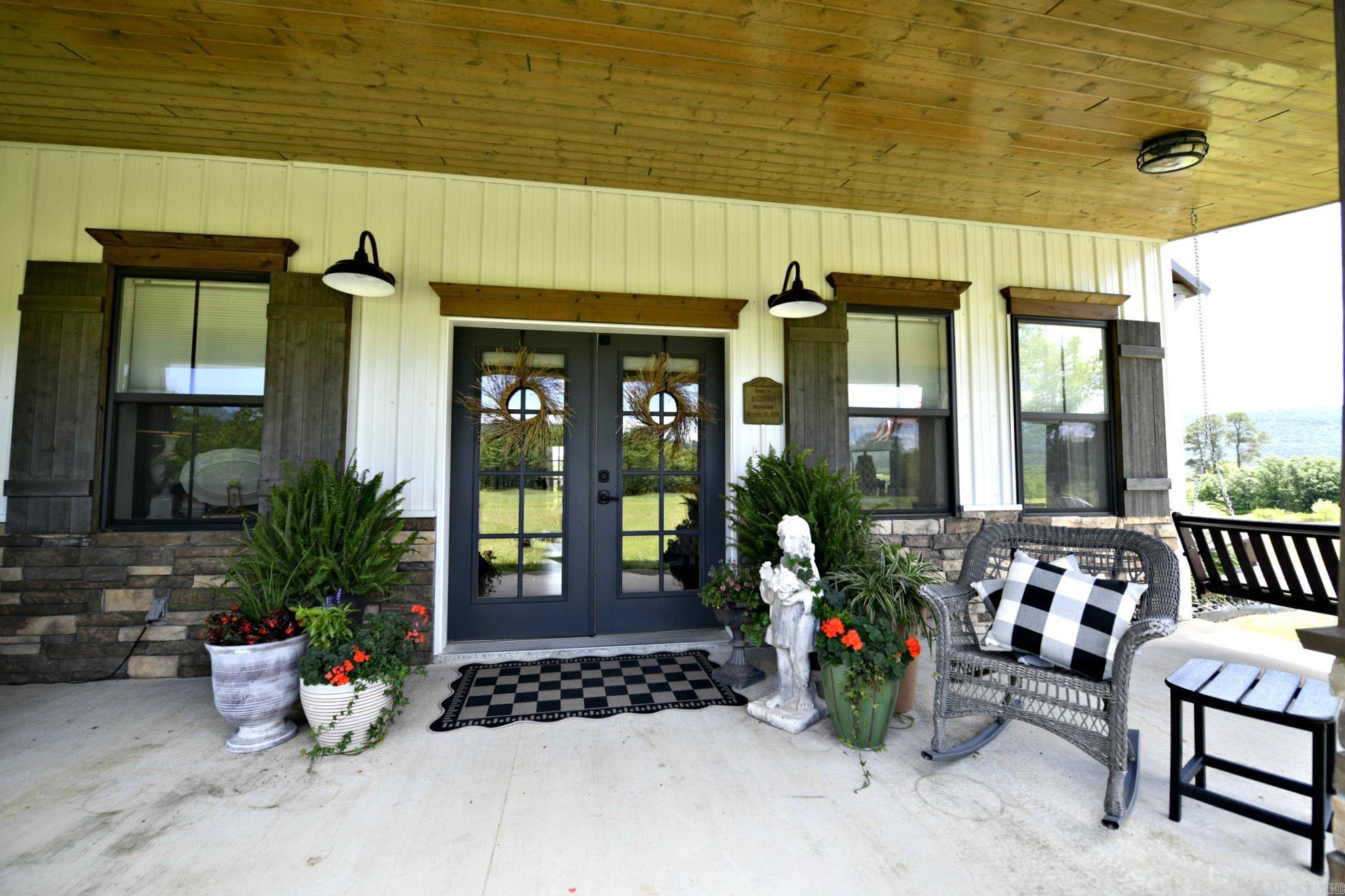6014 Hwy 8 W Mena, AR 71953