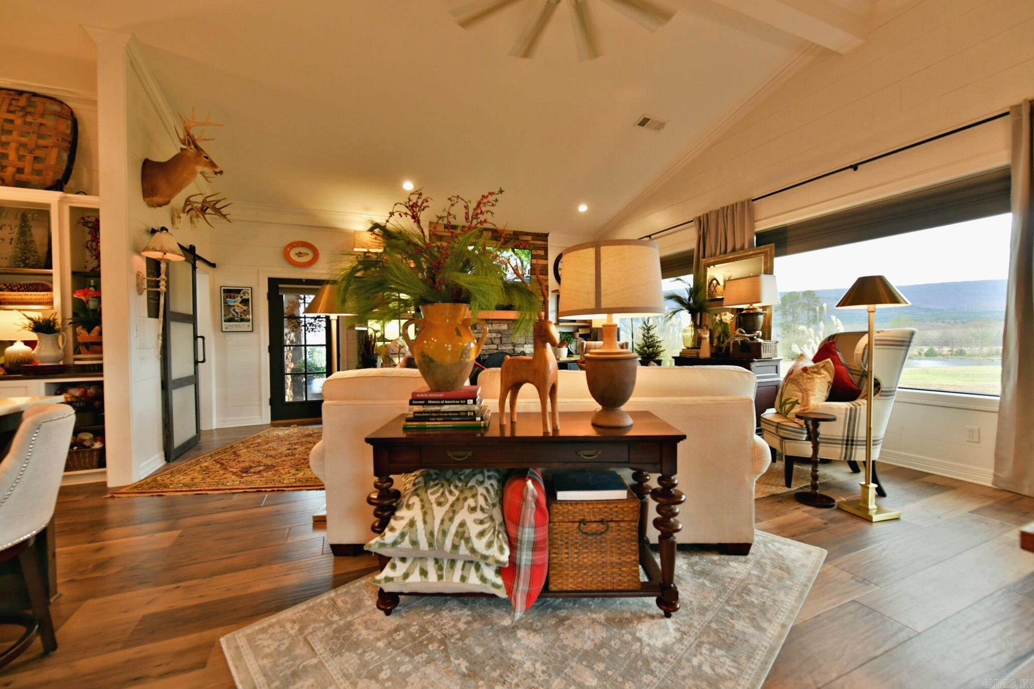 6014 Hwy 8 W  Mena, AR