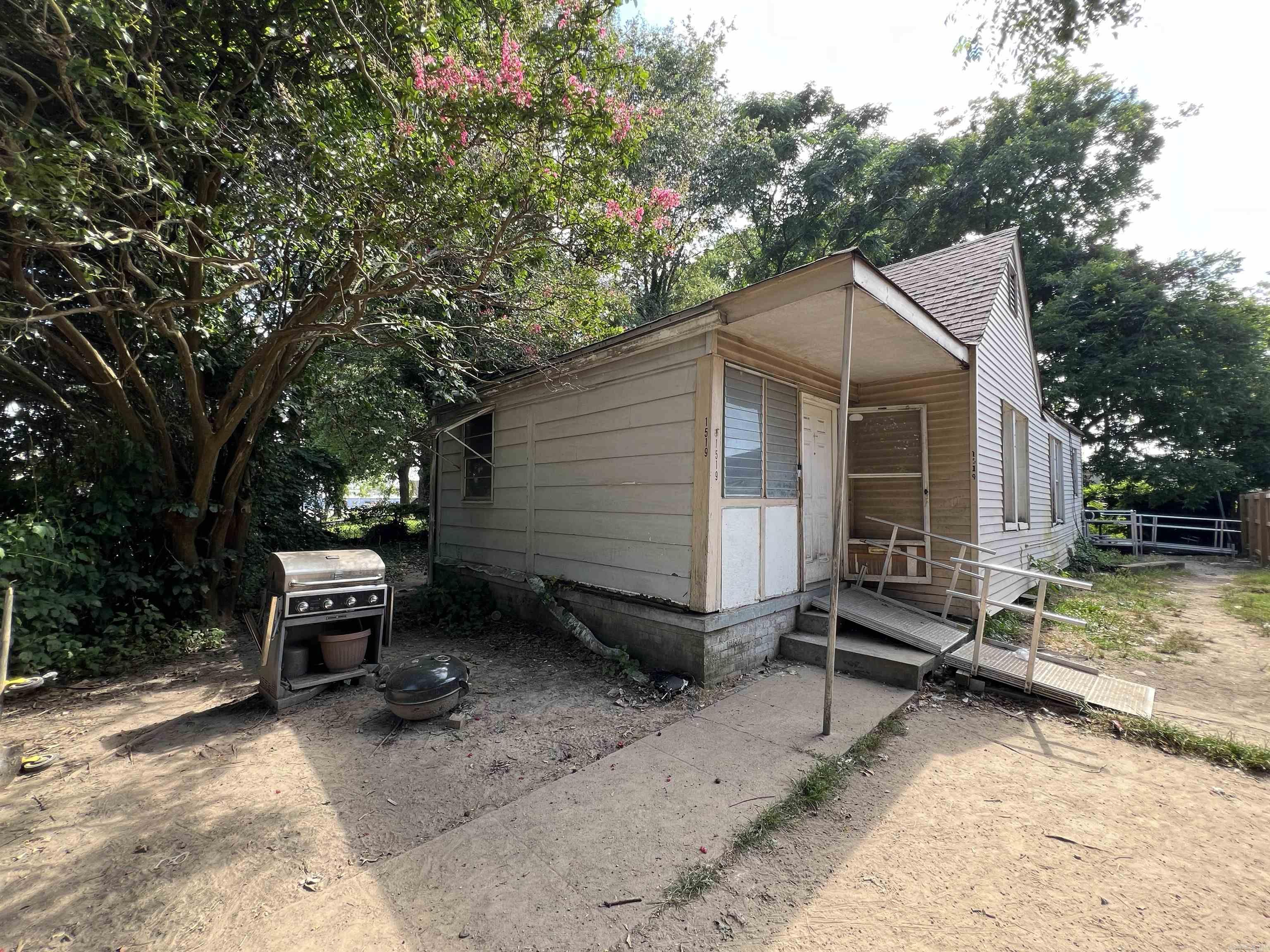 1519 Schaer  North Little Rock, AR