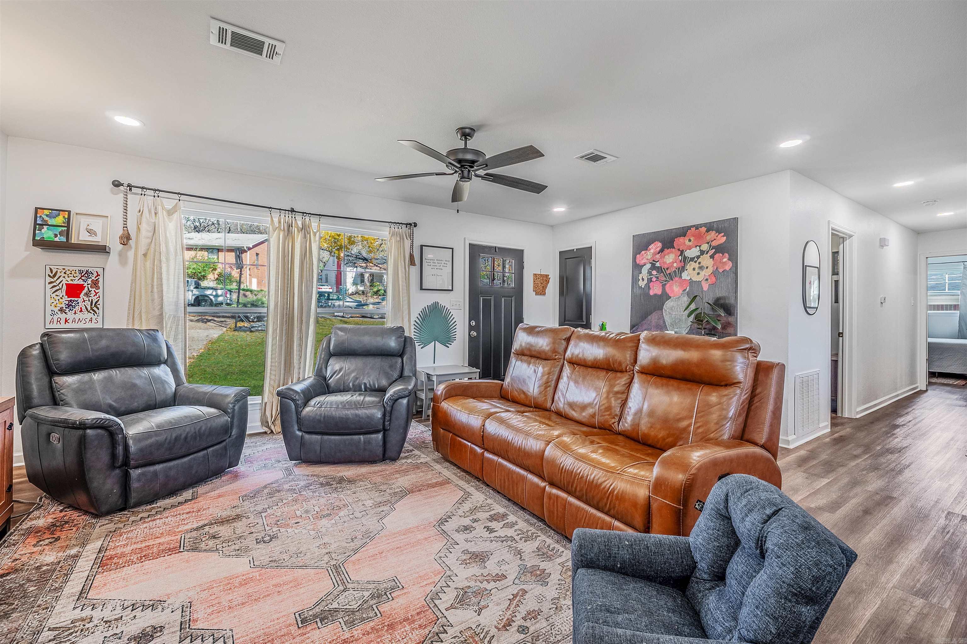 8001 Iowa  Little Rock, AR