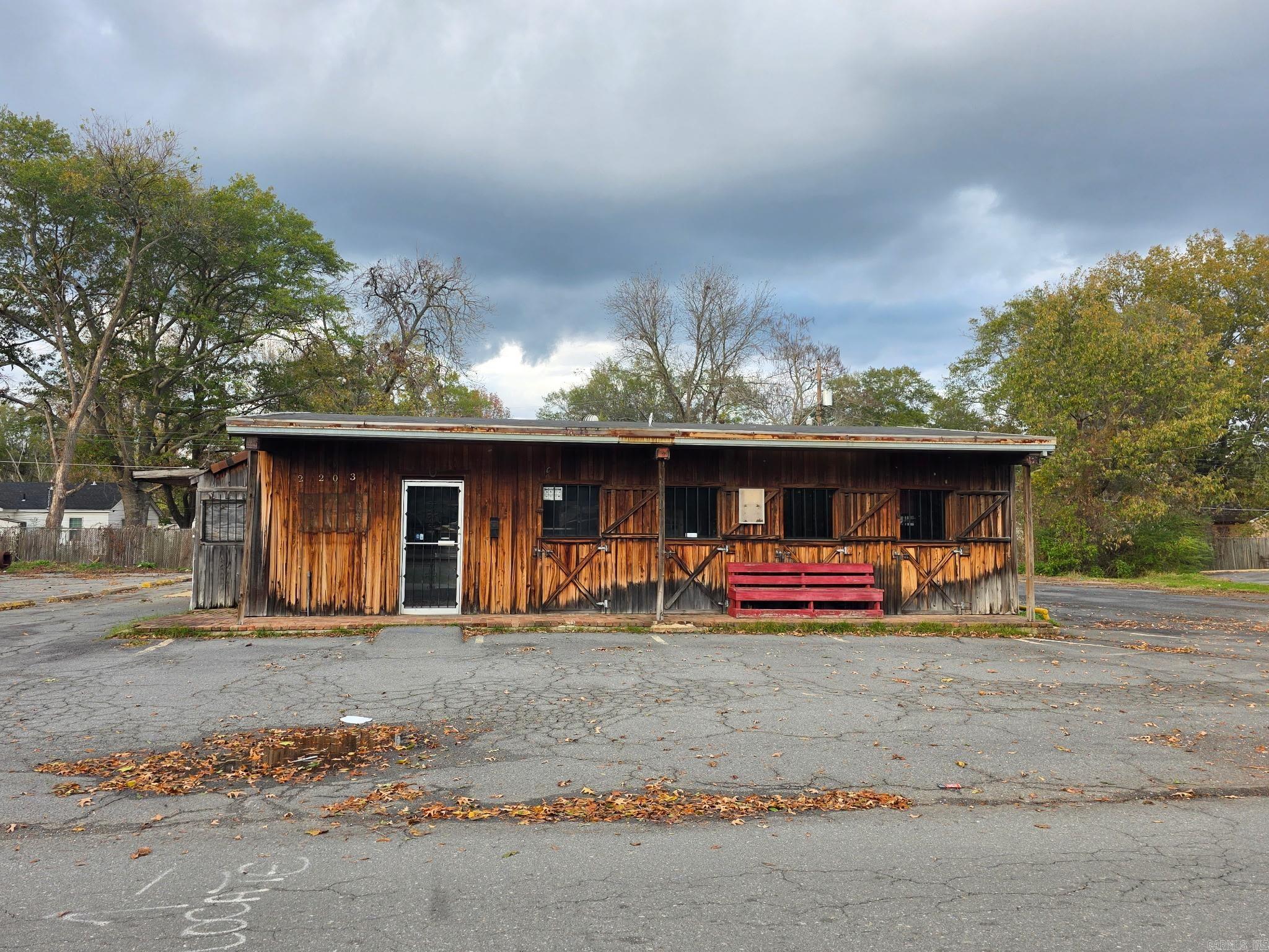 2203 W 26th Ave  Pine Bluff, AR