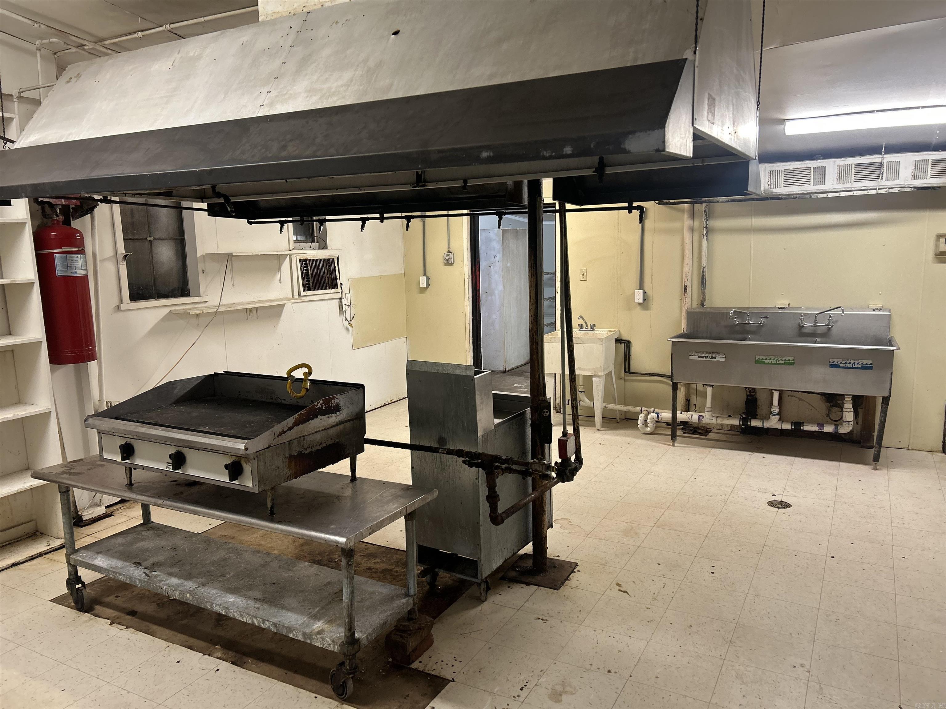 2203 W 26th Ave  Pine Bluff, AR