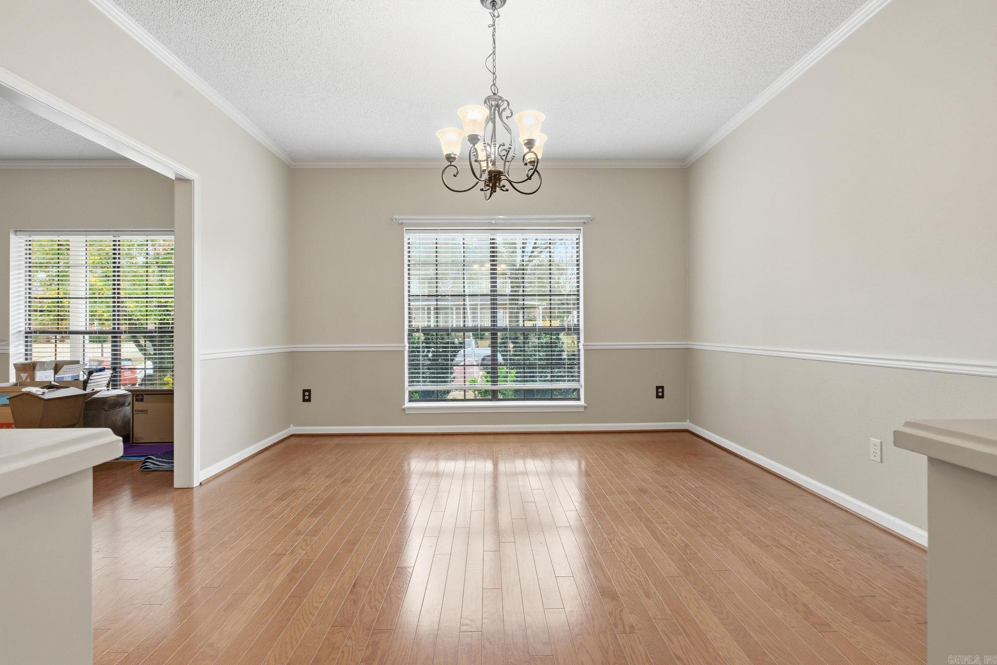 208 Summerfield Dr.  Bryant, AR