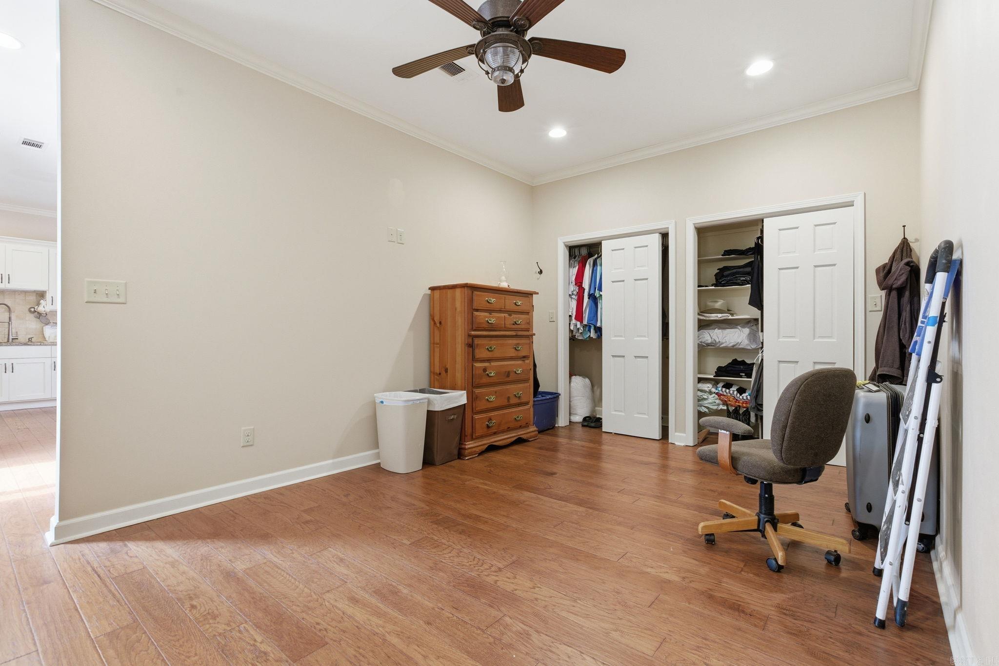 208 Summerfield Dr.  Bryant, AR