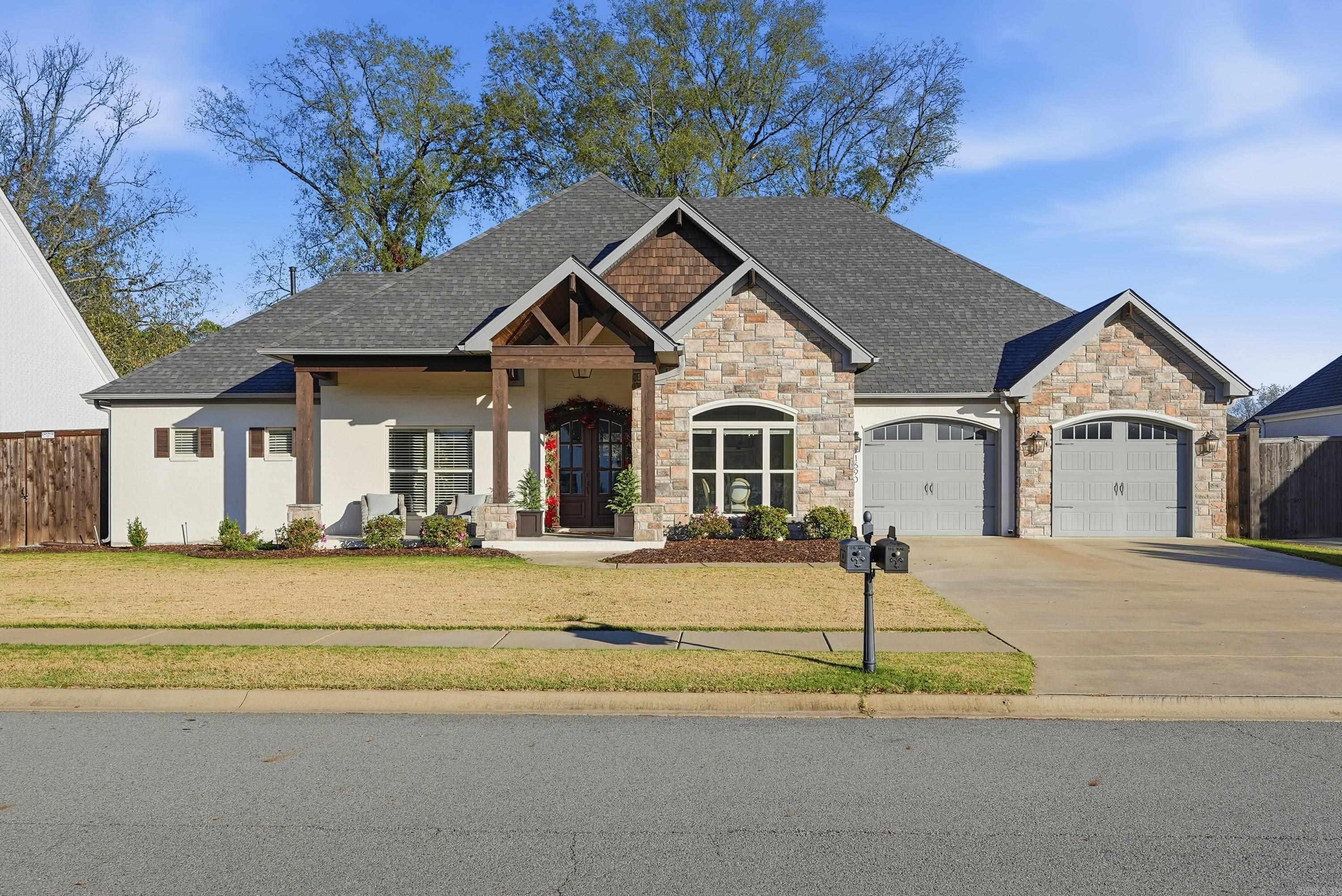 1690 Winterbrook  Conway, AR