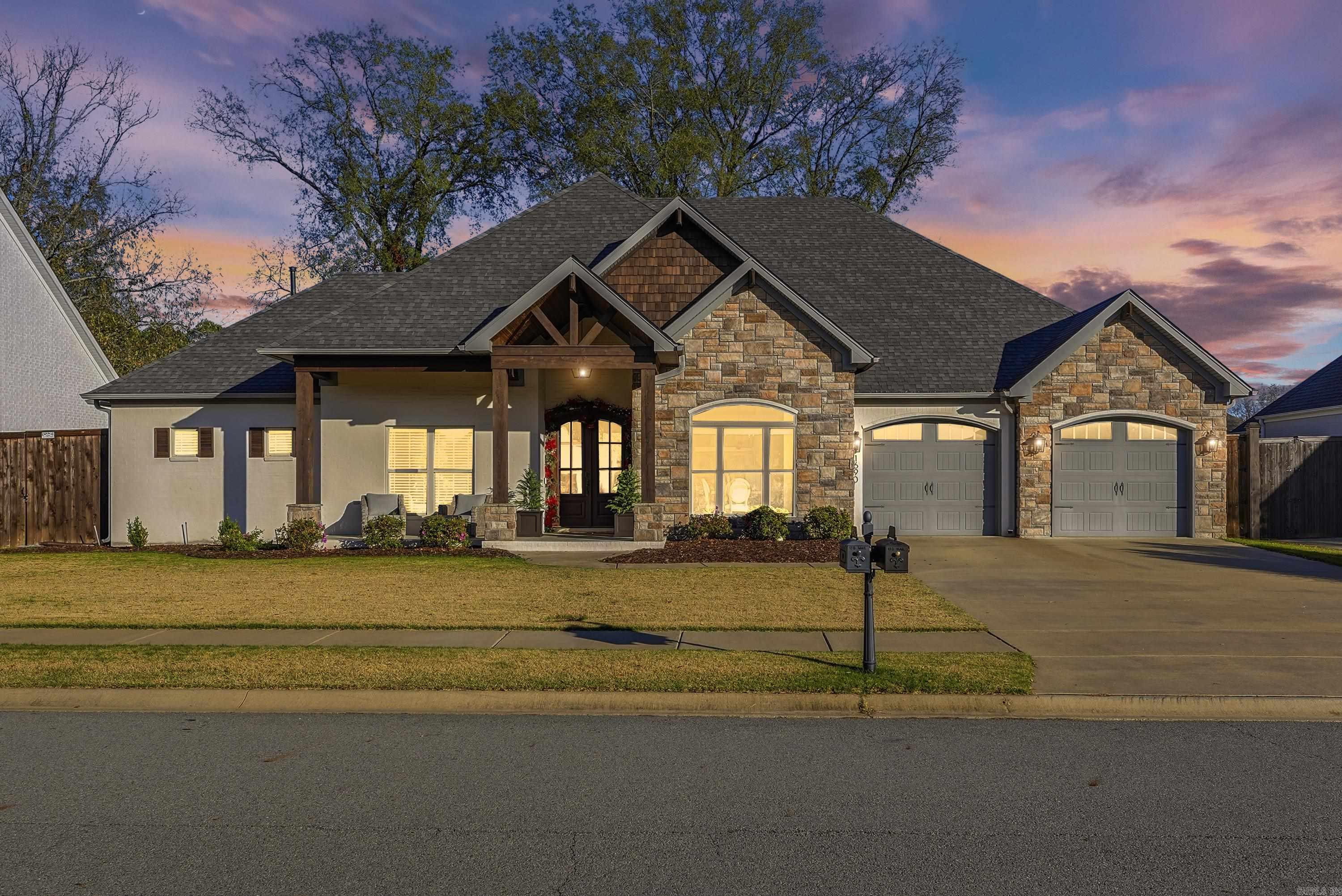 1690 Winterbrook  Conway, AR