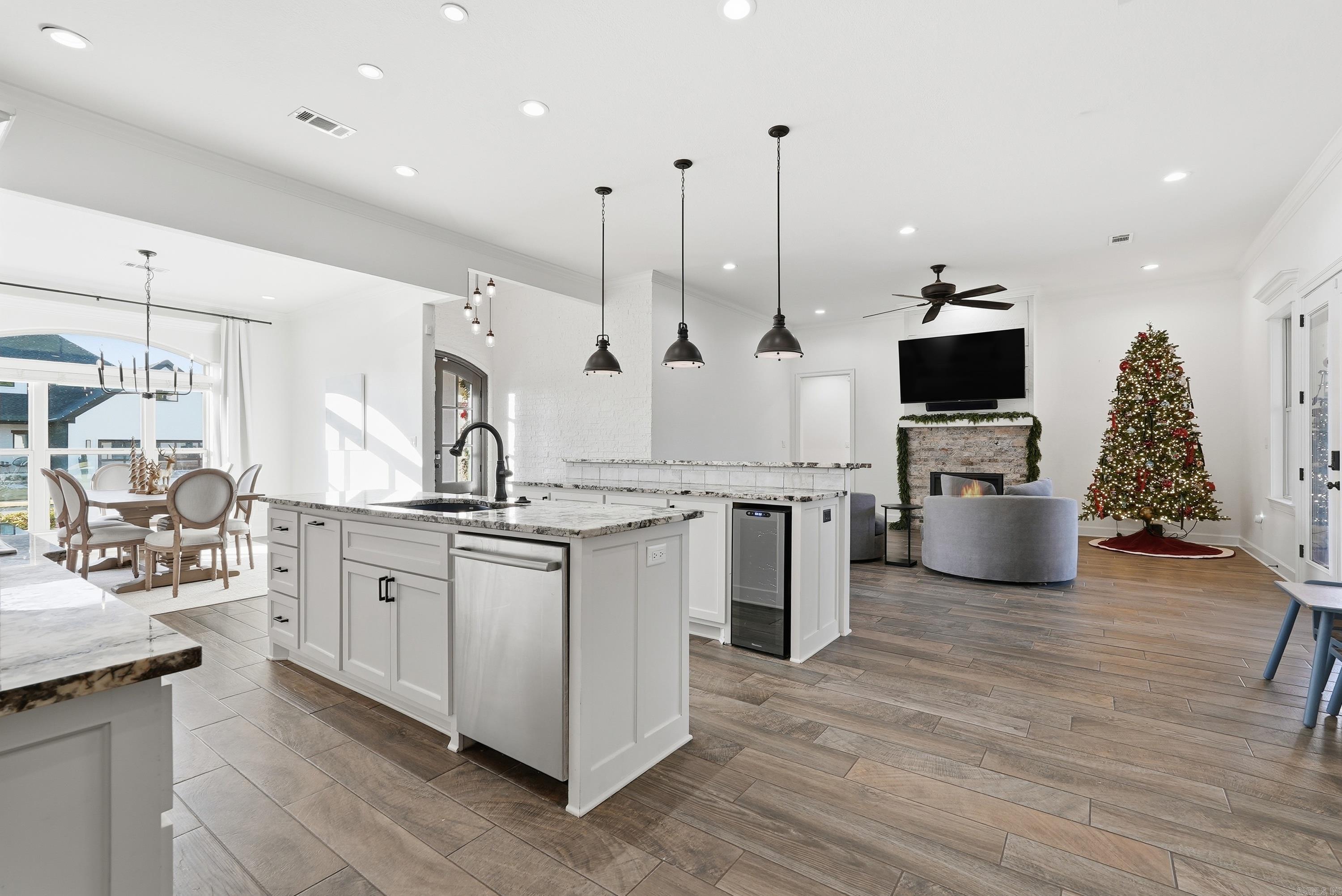 1690 Winterbrook  Conway, AR