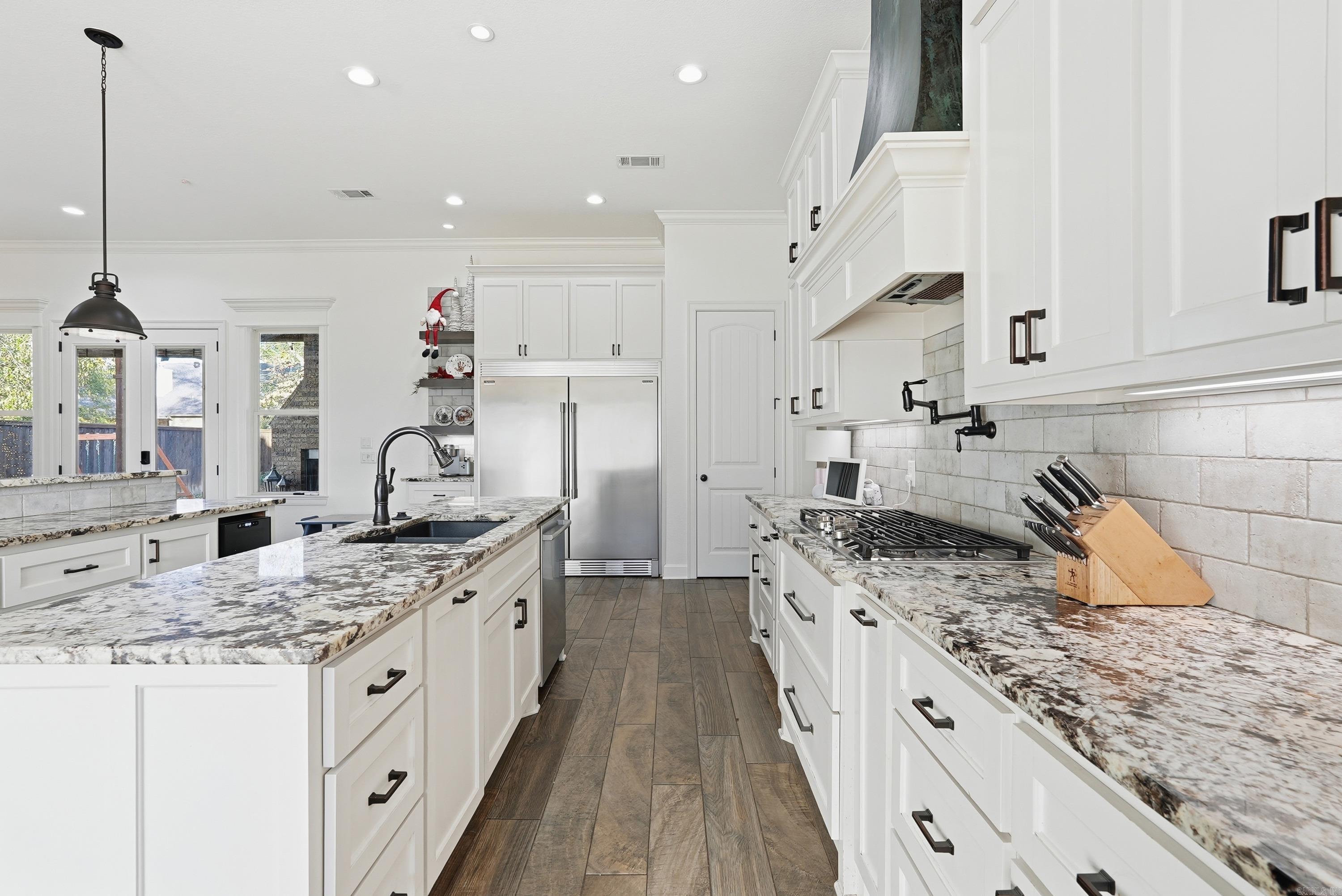 1690 Winterbrook  Conway, AR