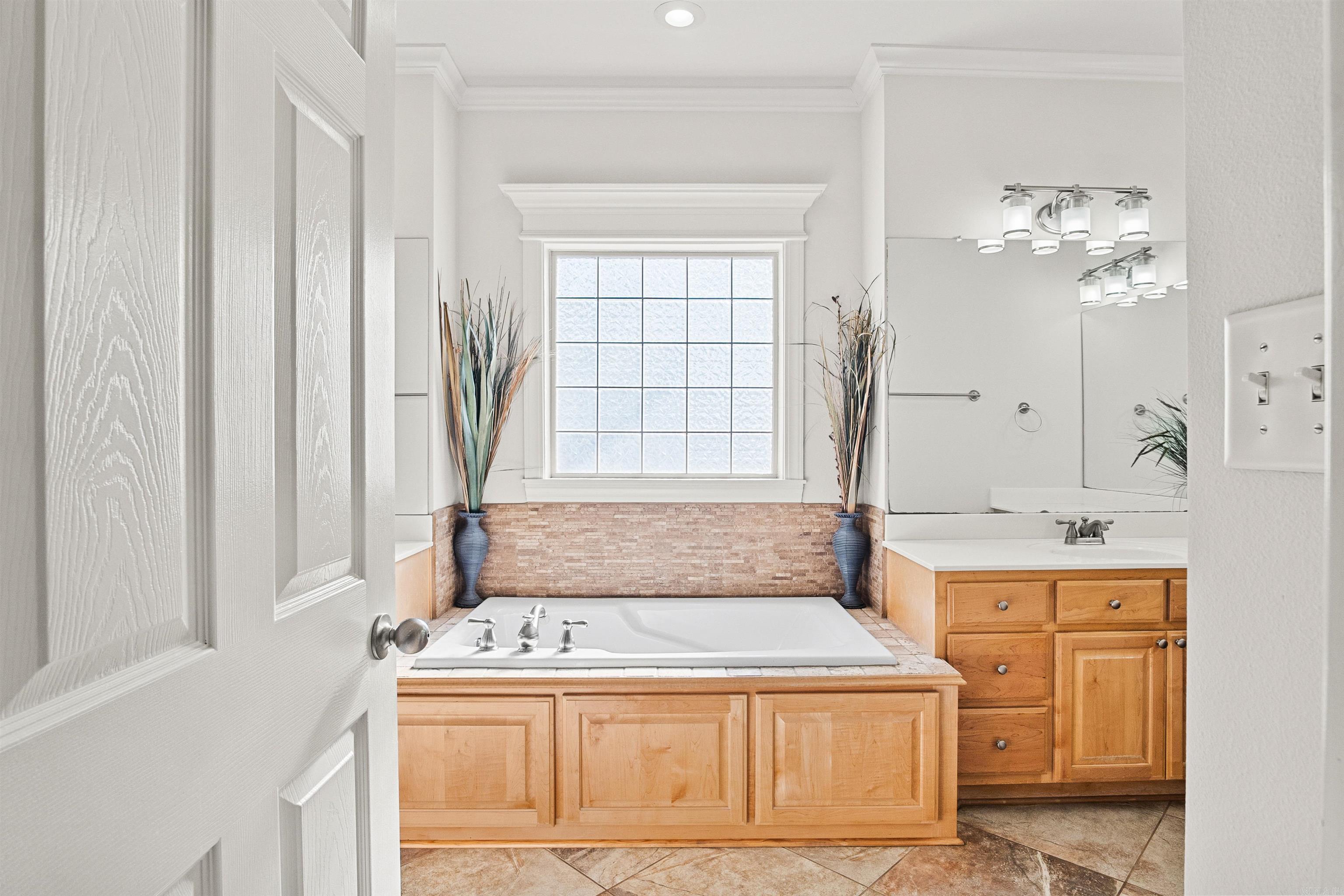 813 Cascade Dr  Cabot, AR