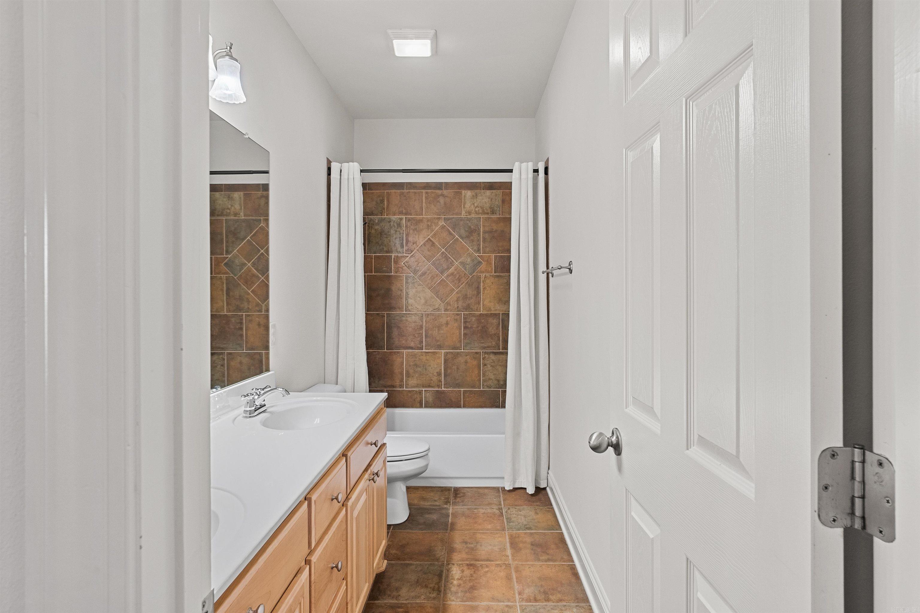 813 Cascade Dr  Cabot, AR