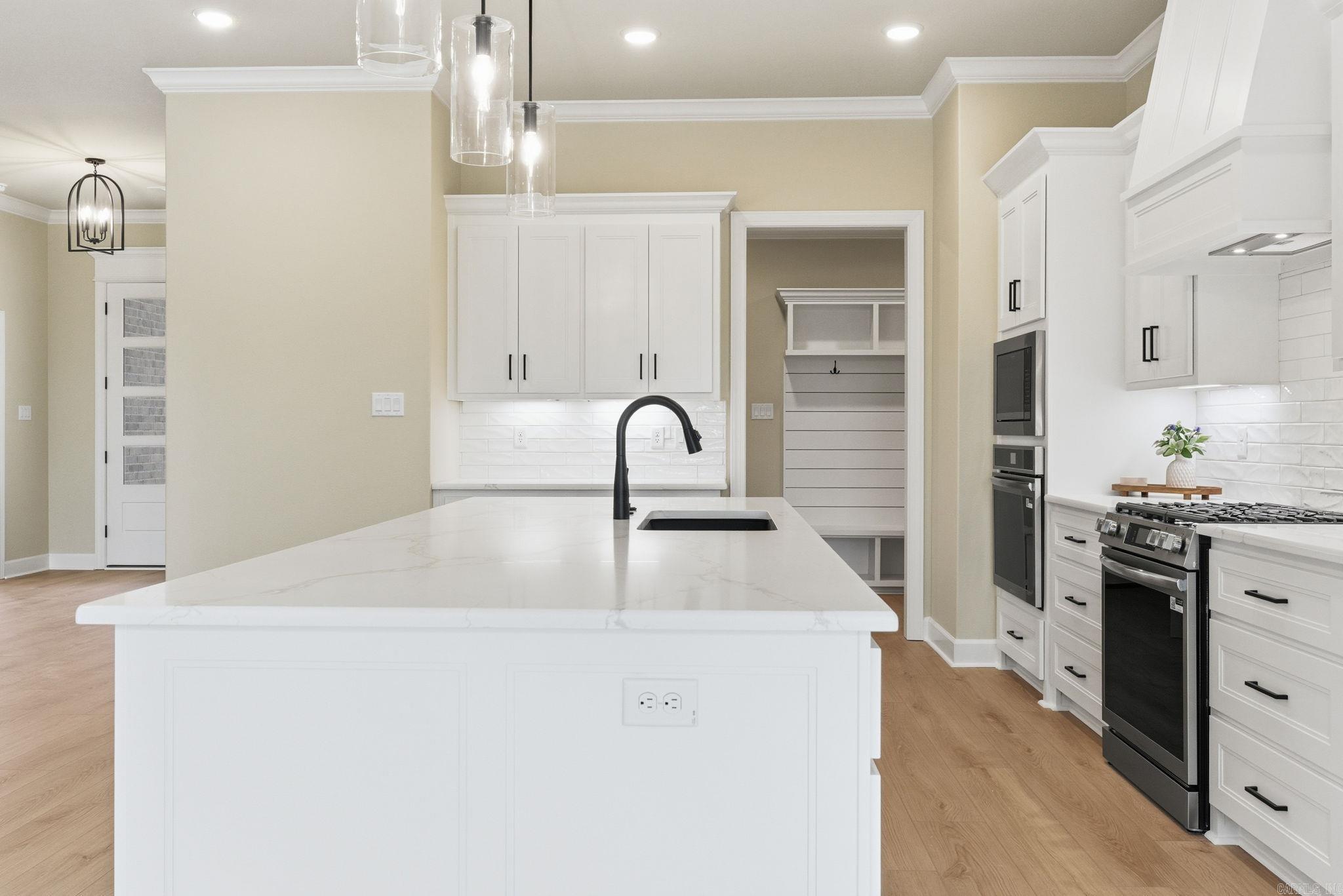 16 Soldado  Hot Springs Village, AR