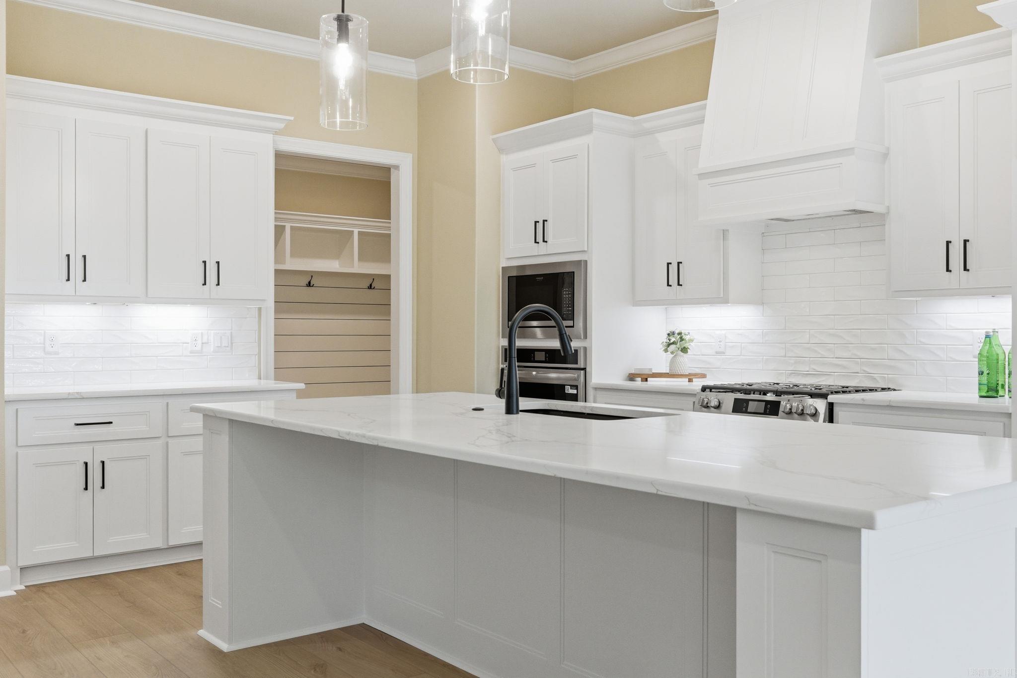 16 Soldado  Hot Springs Village, AR