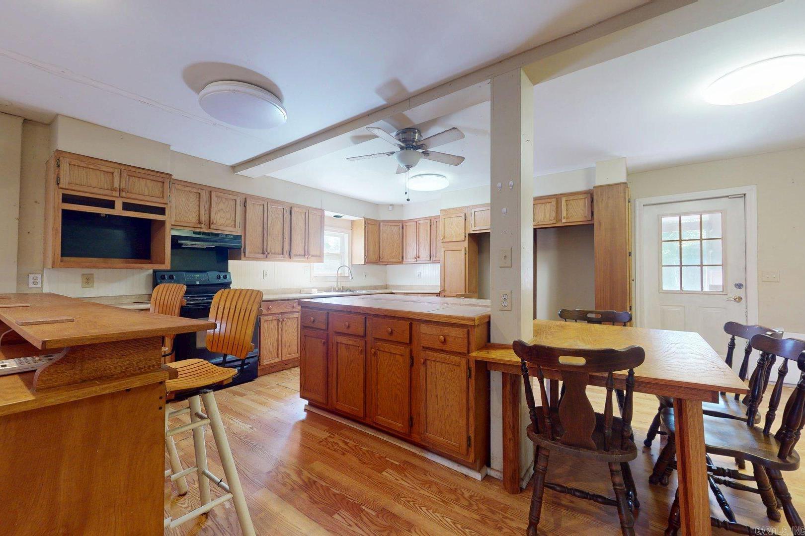 686 MC 379  Texarkana, AR